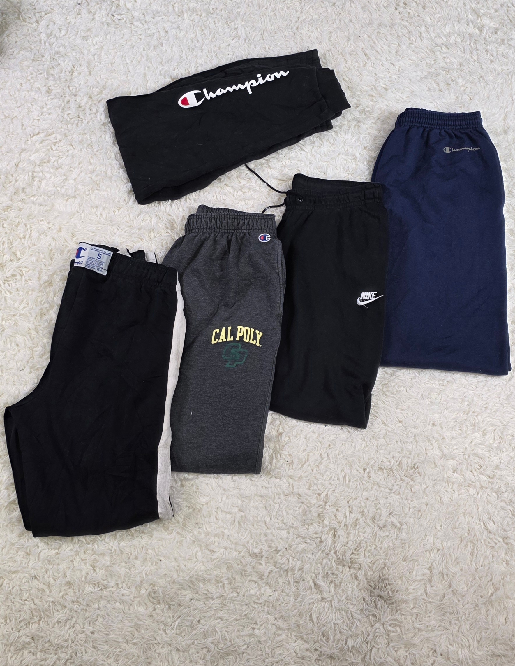 Pantaloni sportivi di marca