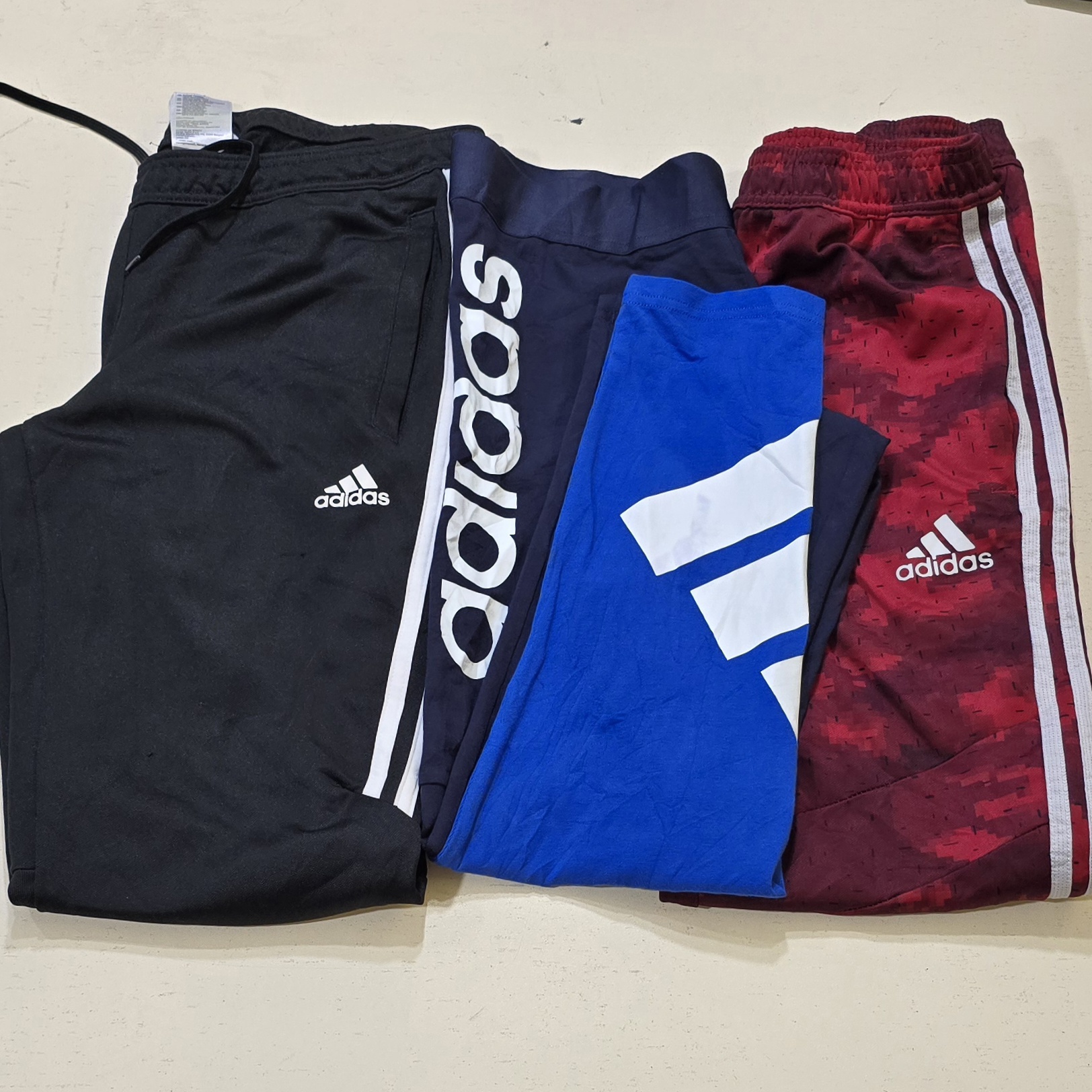 AV-0038 Pantaloni Sportivi Adidas
