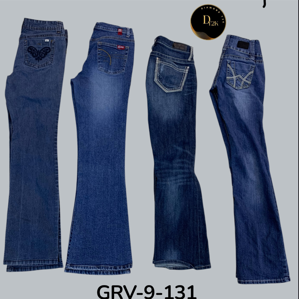 Trendige weite blaue Schlagjeans – Retro Streetwear-Look (GRV-9-131)