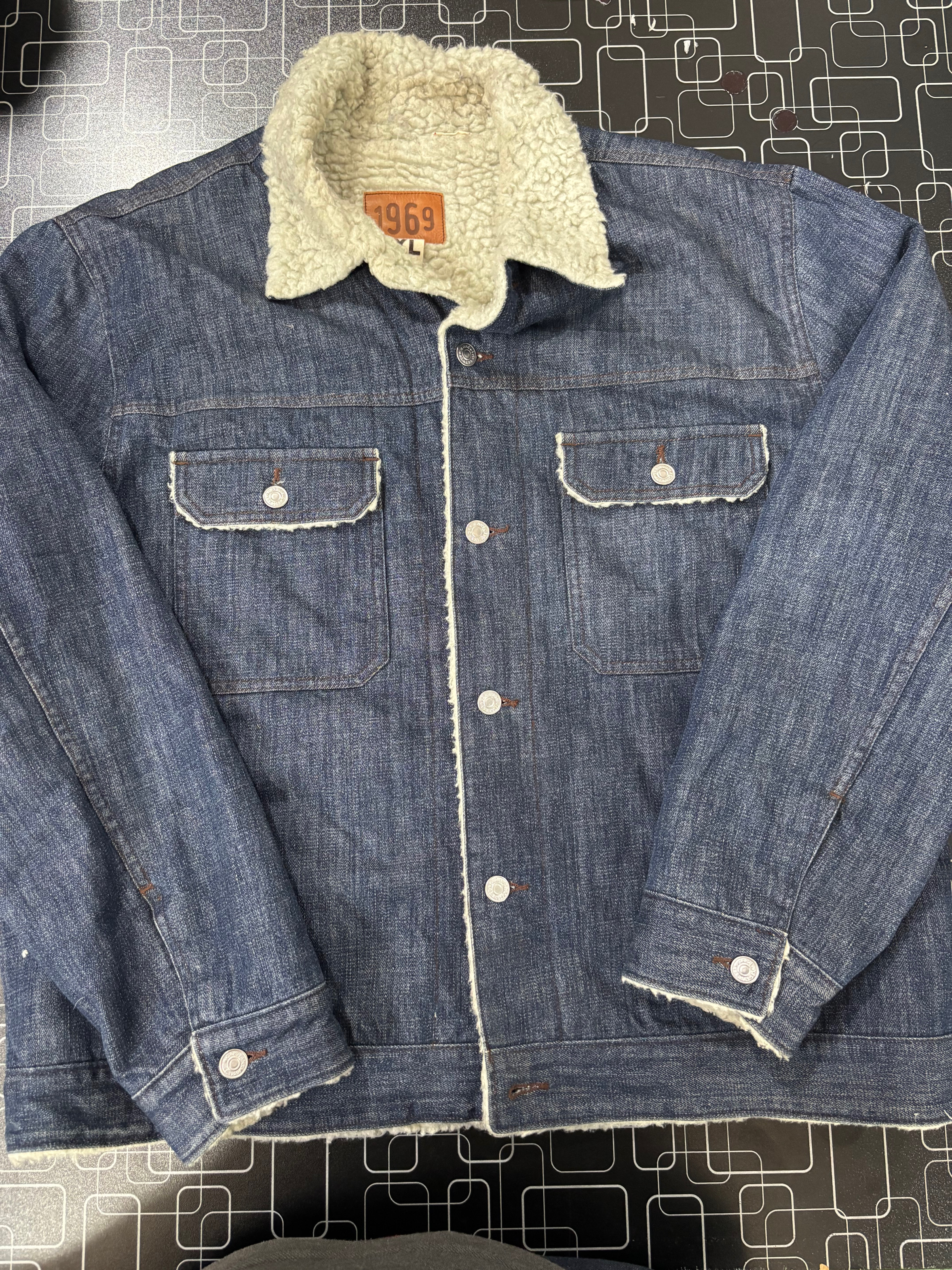 Denim & Casual Jackets – Mixed Styles