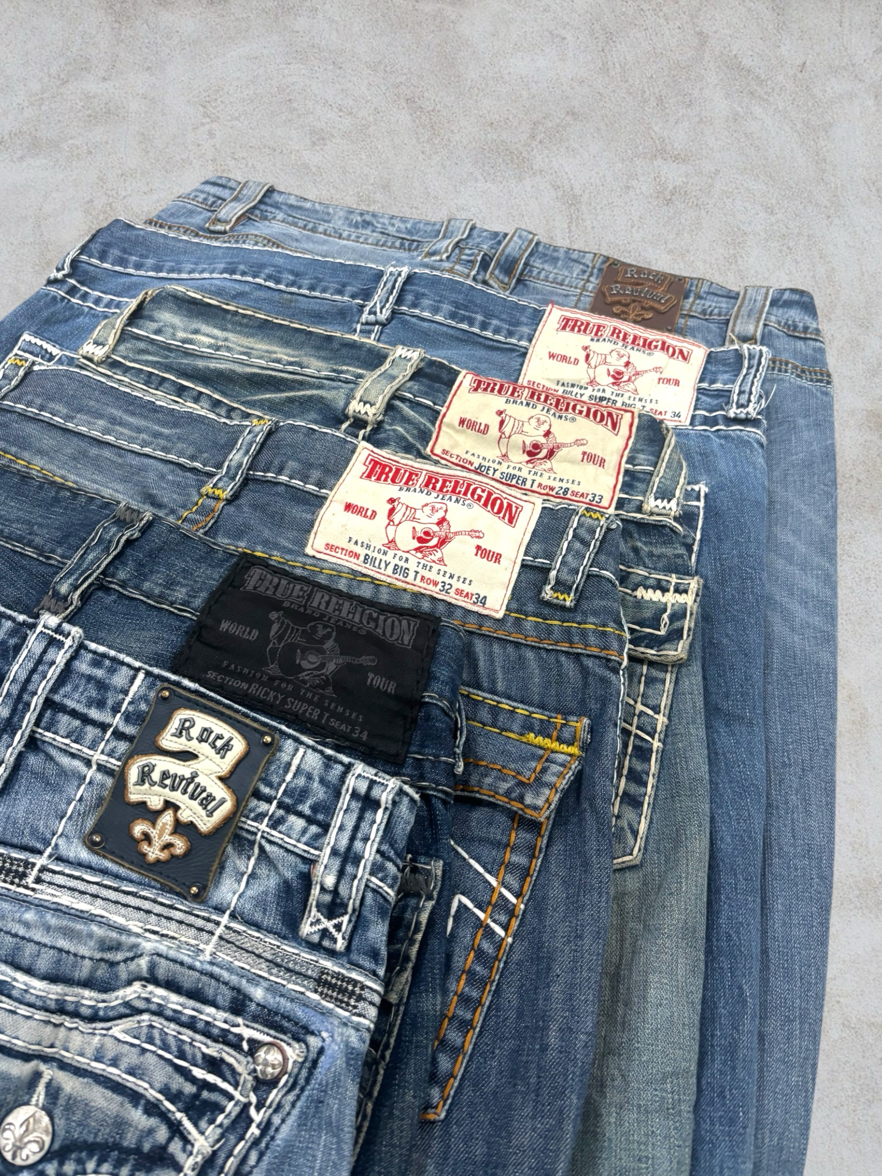 Jeans de Rock Revival de True Religion para hombre (F-49)