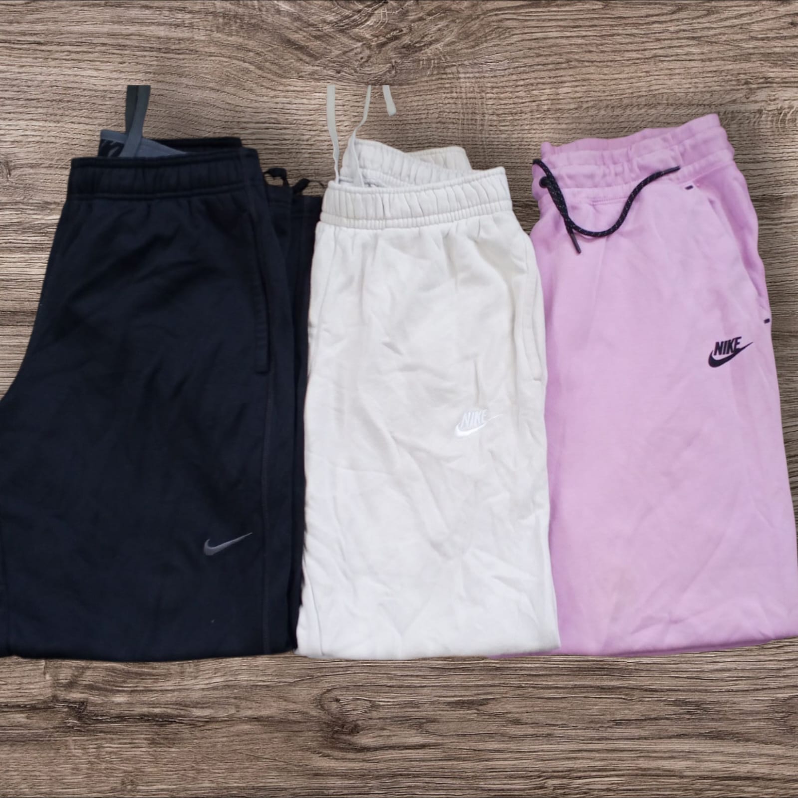 Nike jogging trousers
