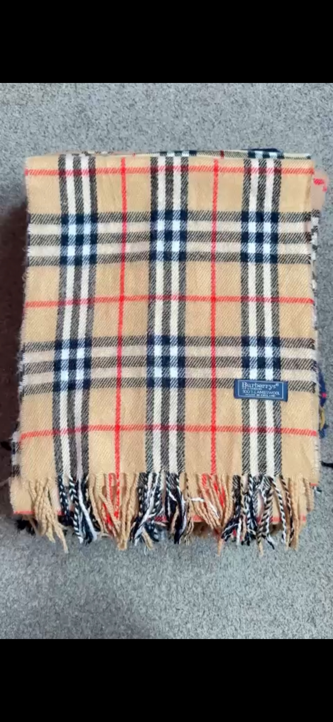Burberry Scarve