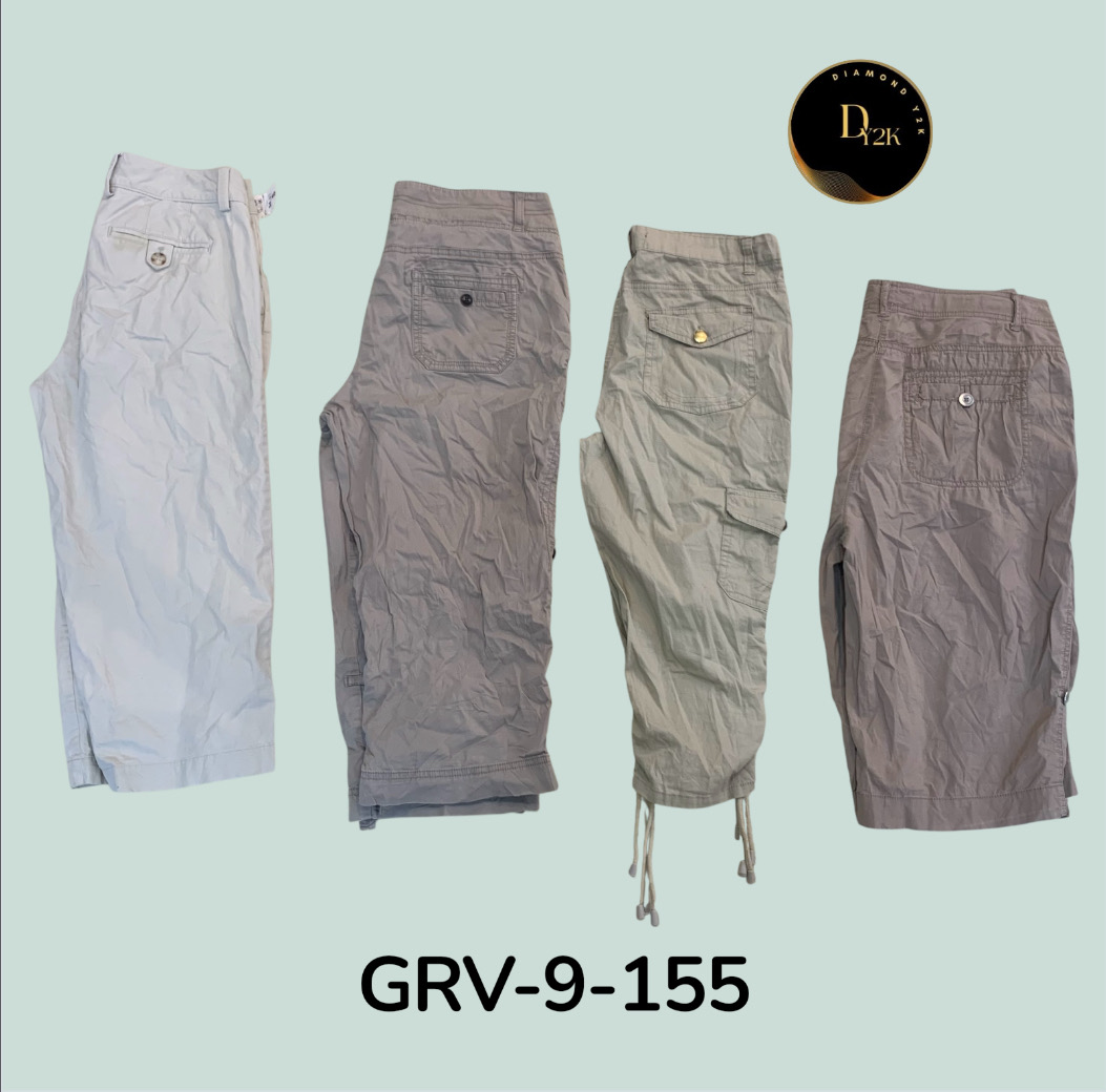 Trendy Women’s Cream Cargo Capri – Comfortable Summer Outfit (GRV-9-155)
