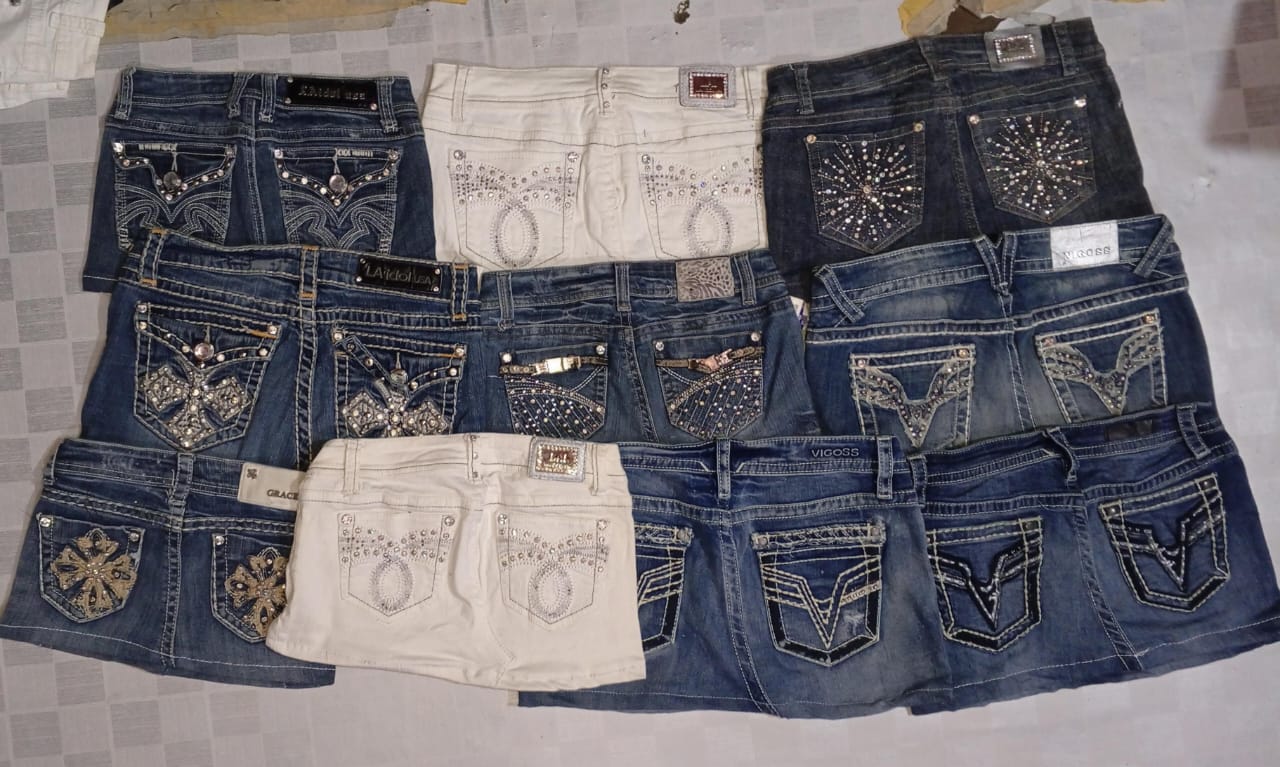 VIGOSS AND OTHER BRAND MINI SKIRTS (MR829)