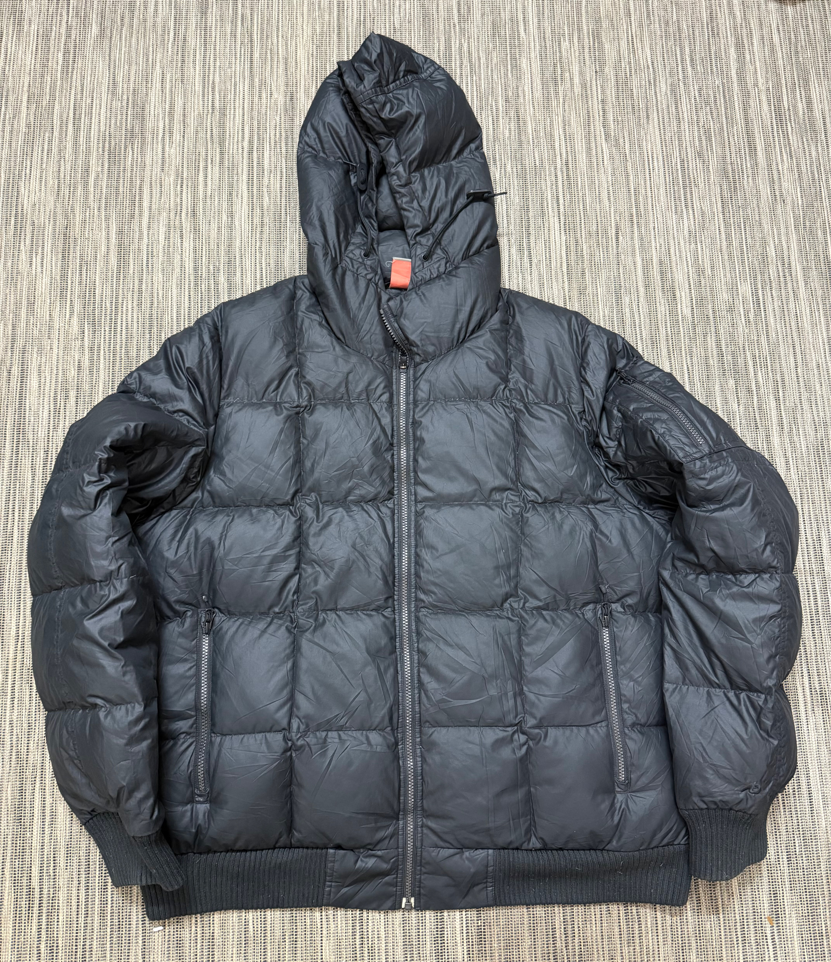 Nike puffer premium