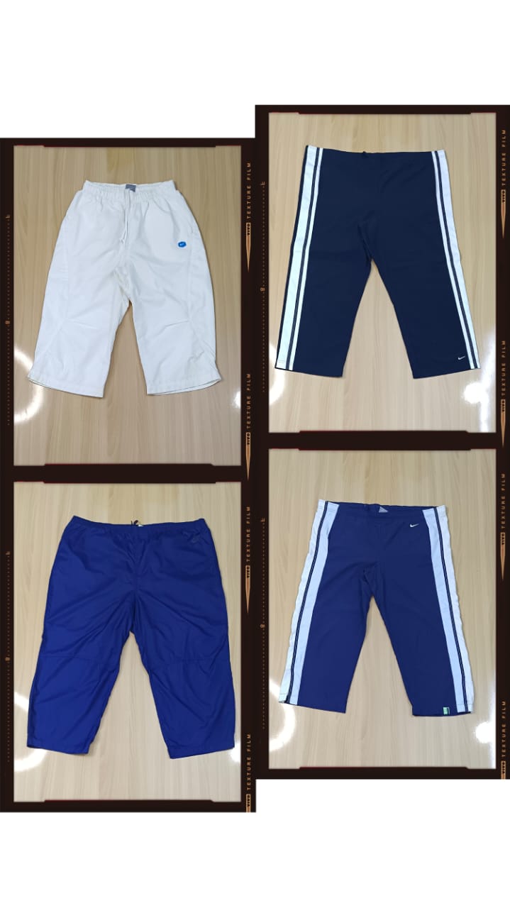JA 0390  Vintage Nike Three Quarters