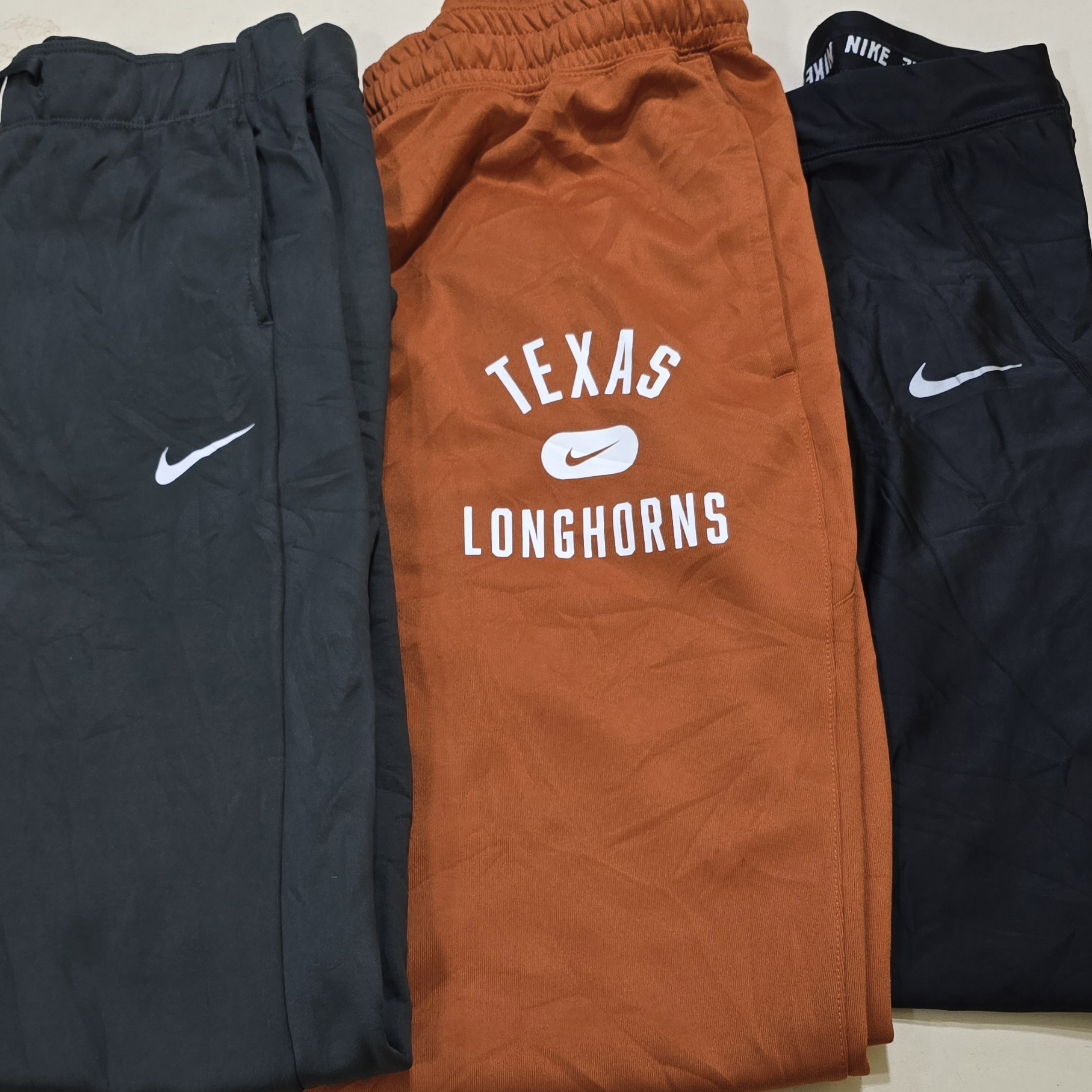 AV-0047 Nike Trousers