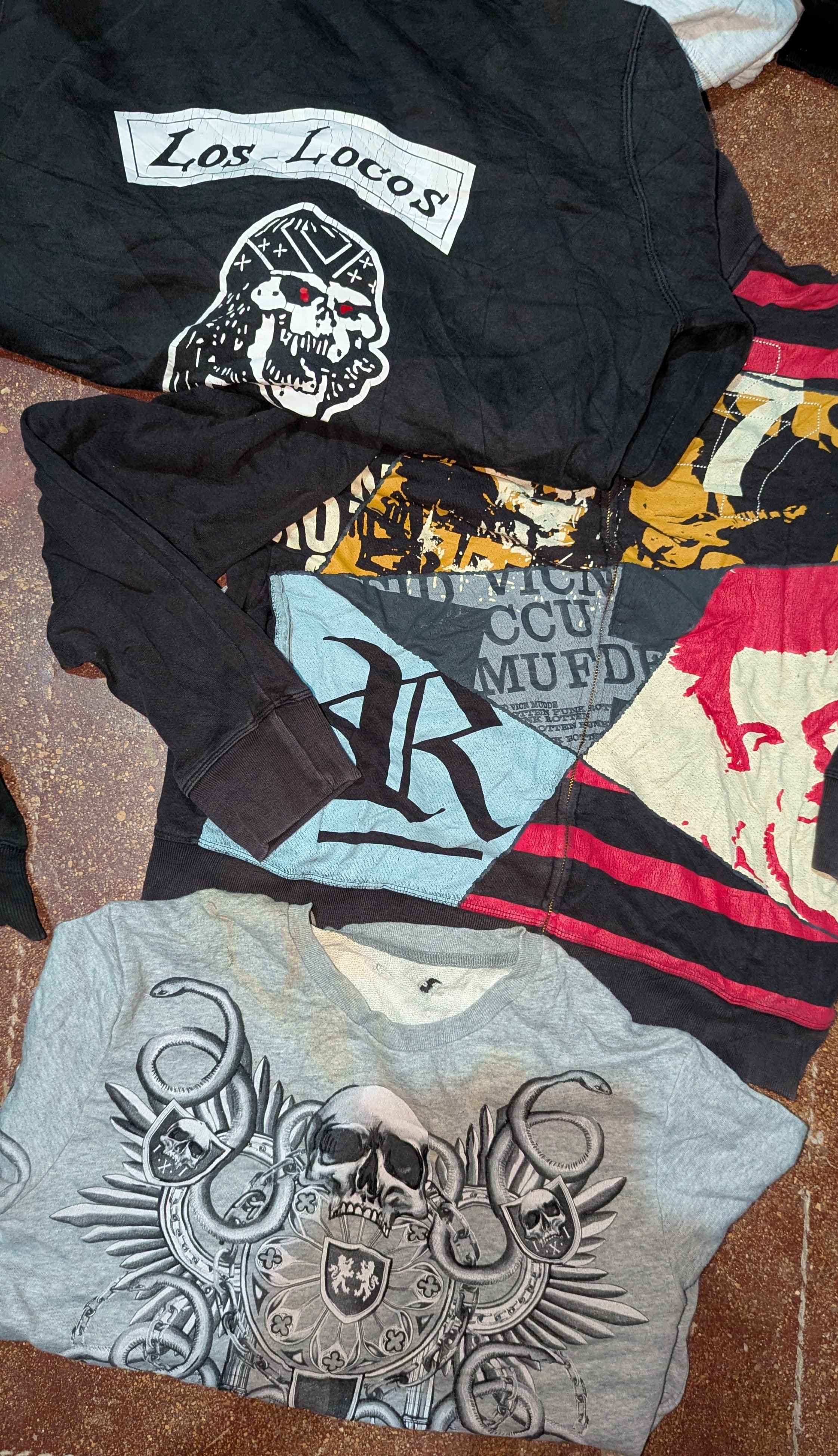 Mixed printed Graphic sweatshirts  50pcs bundle