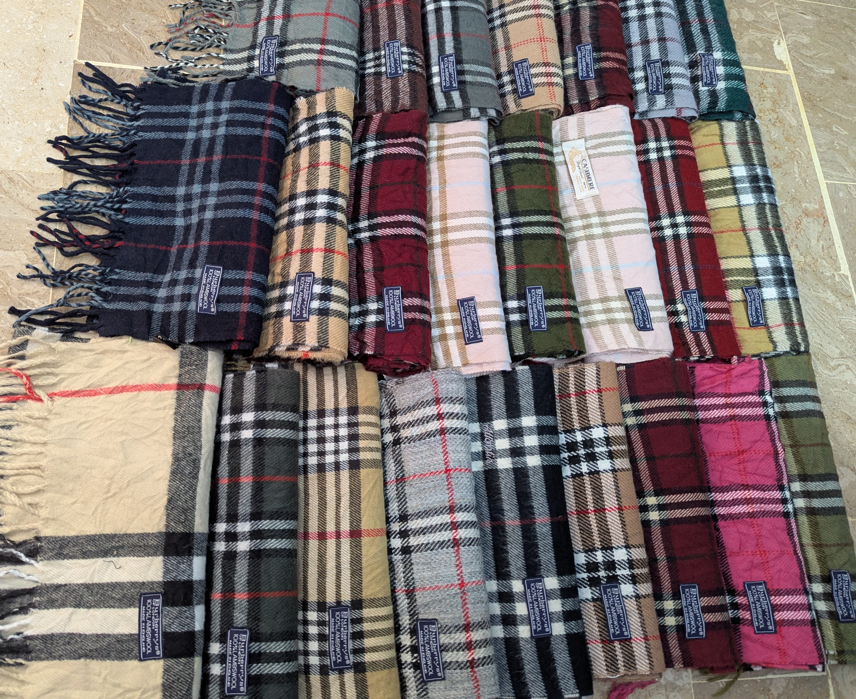 Burberry scarve