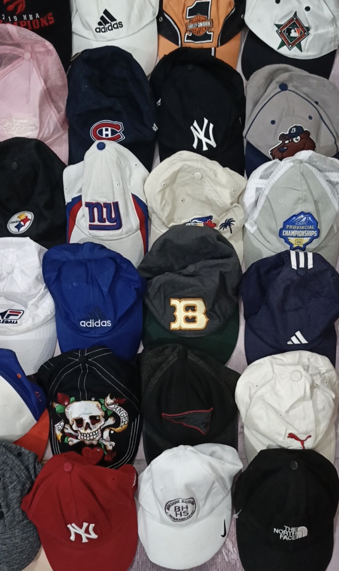 MIX BRAND CAPS