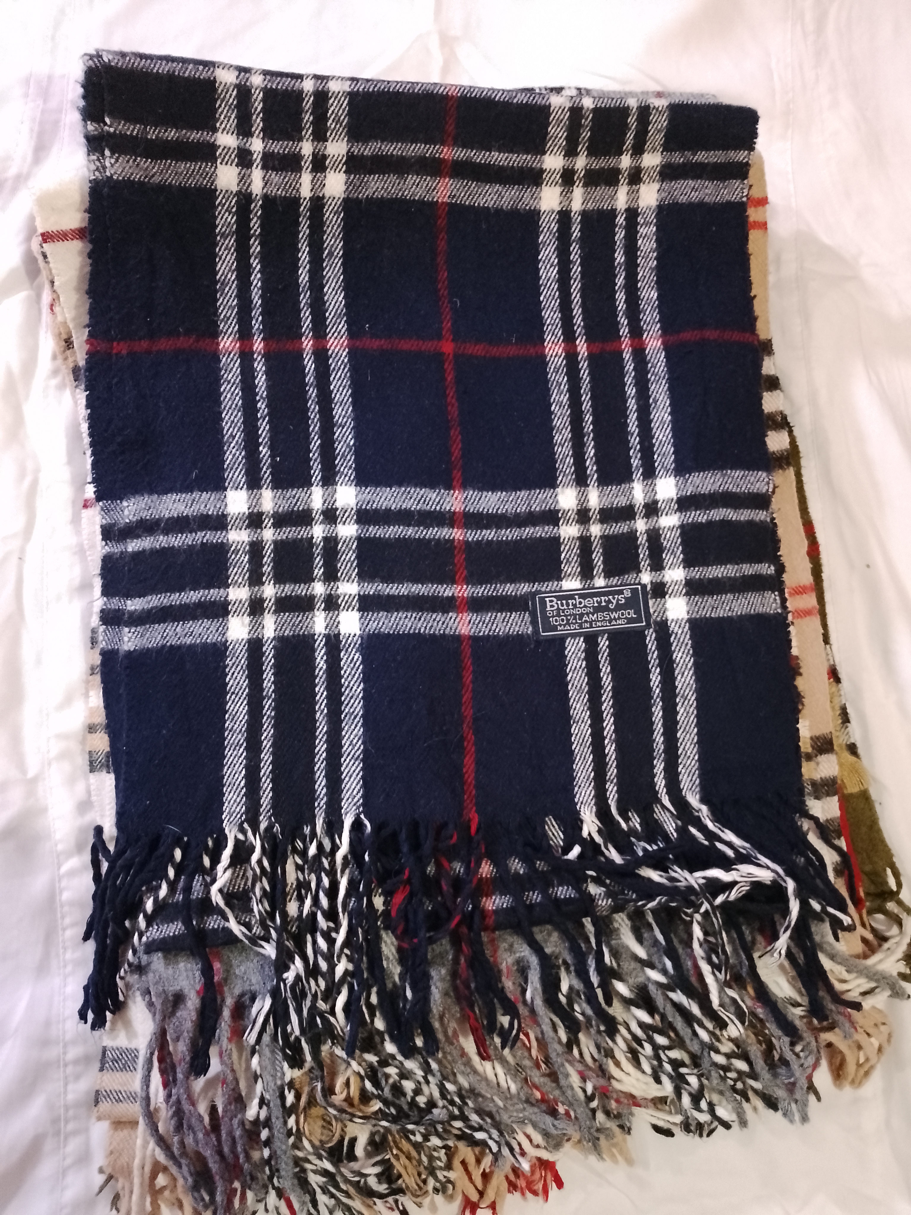 Burberry scarve