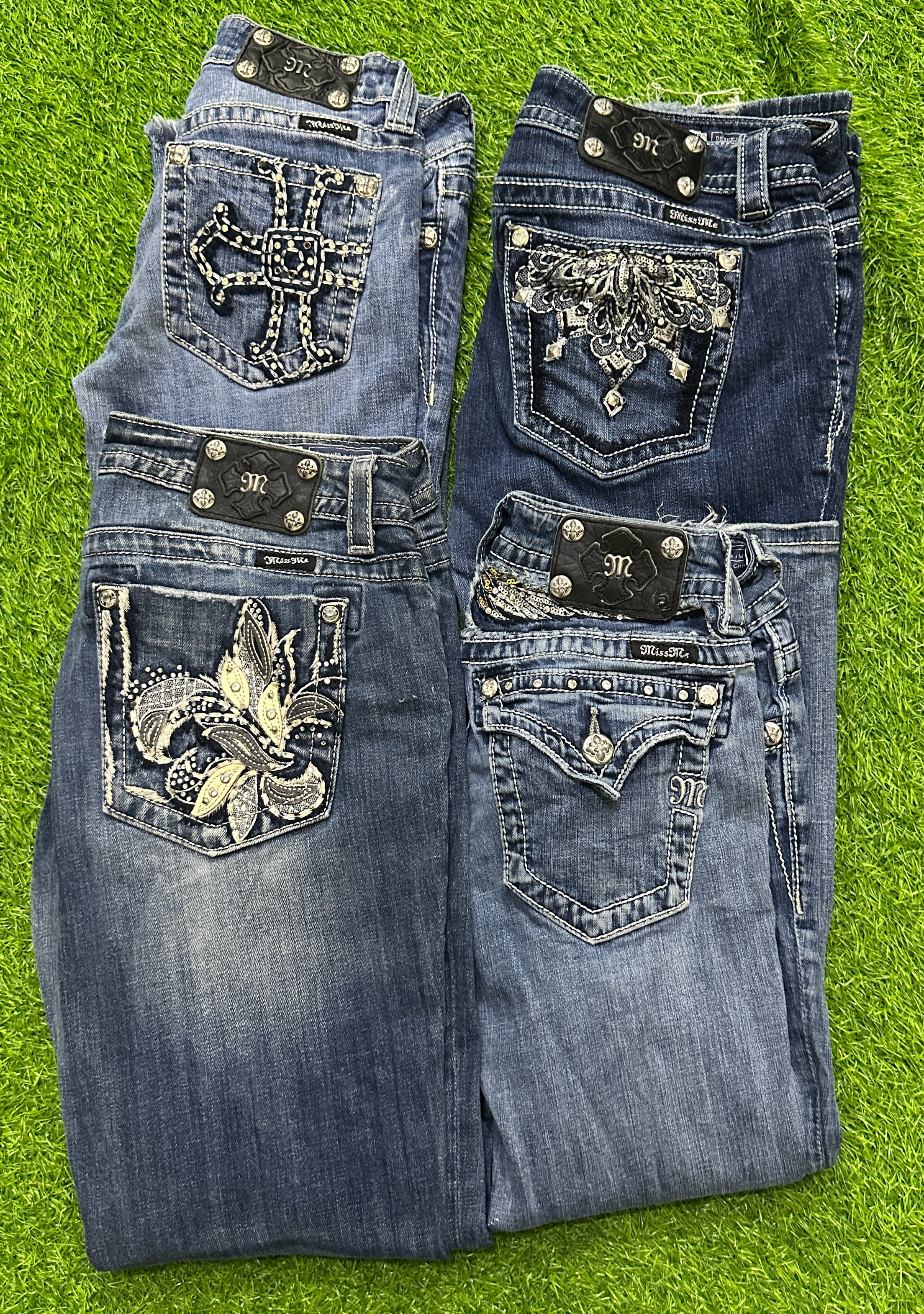 Miss me woman’s flared jeans