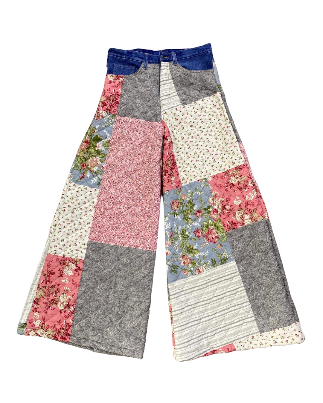 Upcycled gesteppte Patchwork-Hosen