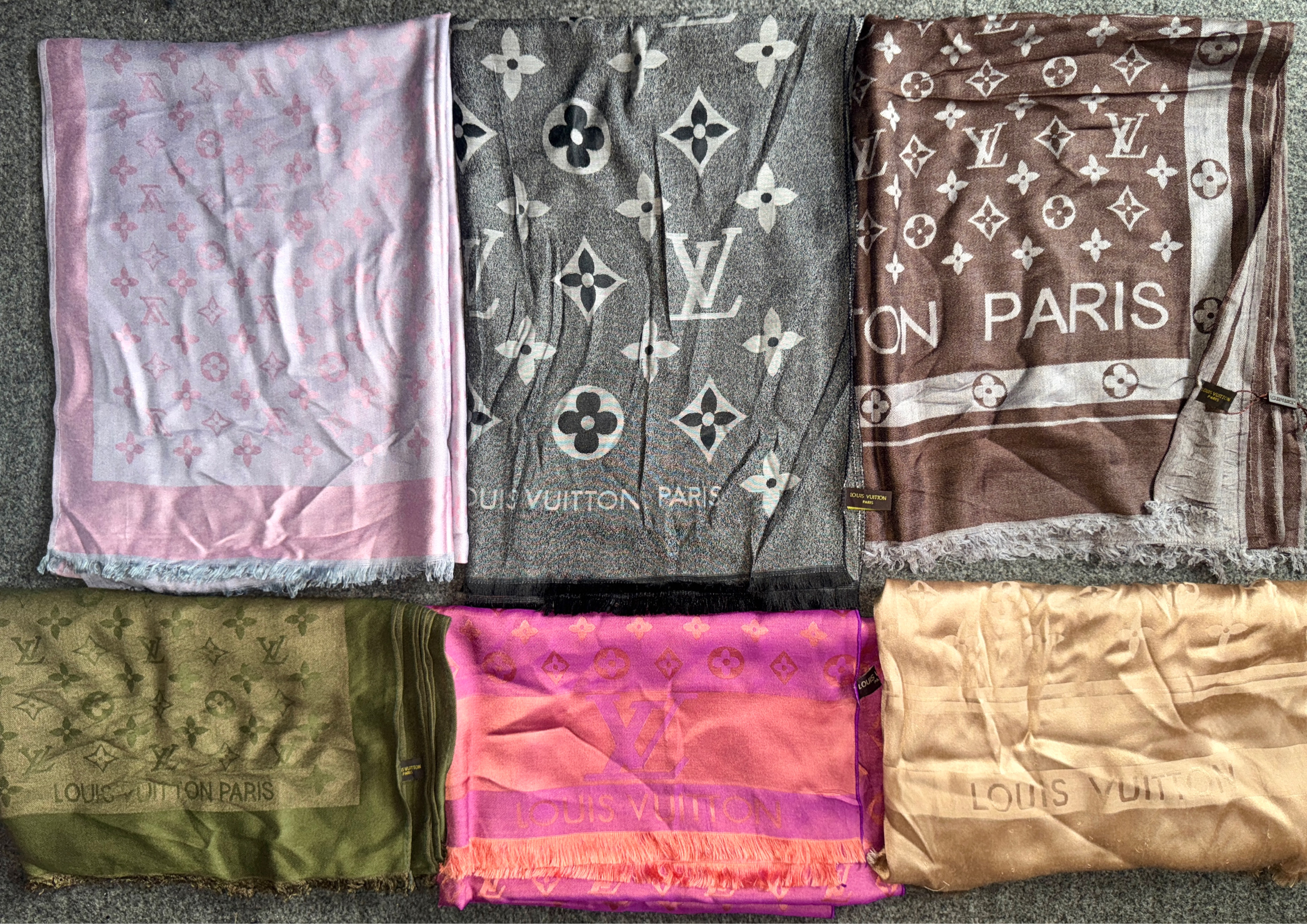 Louis Vuitton Shawls