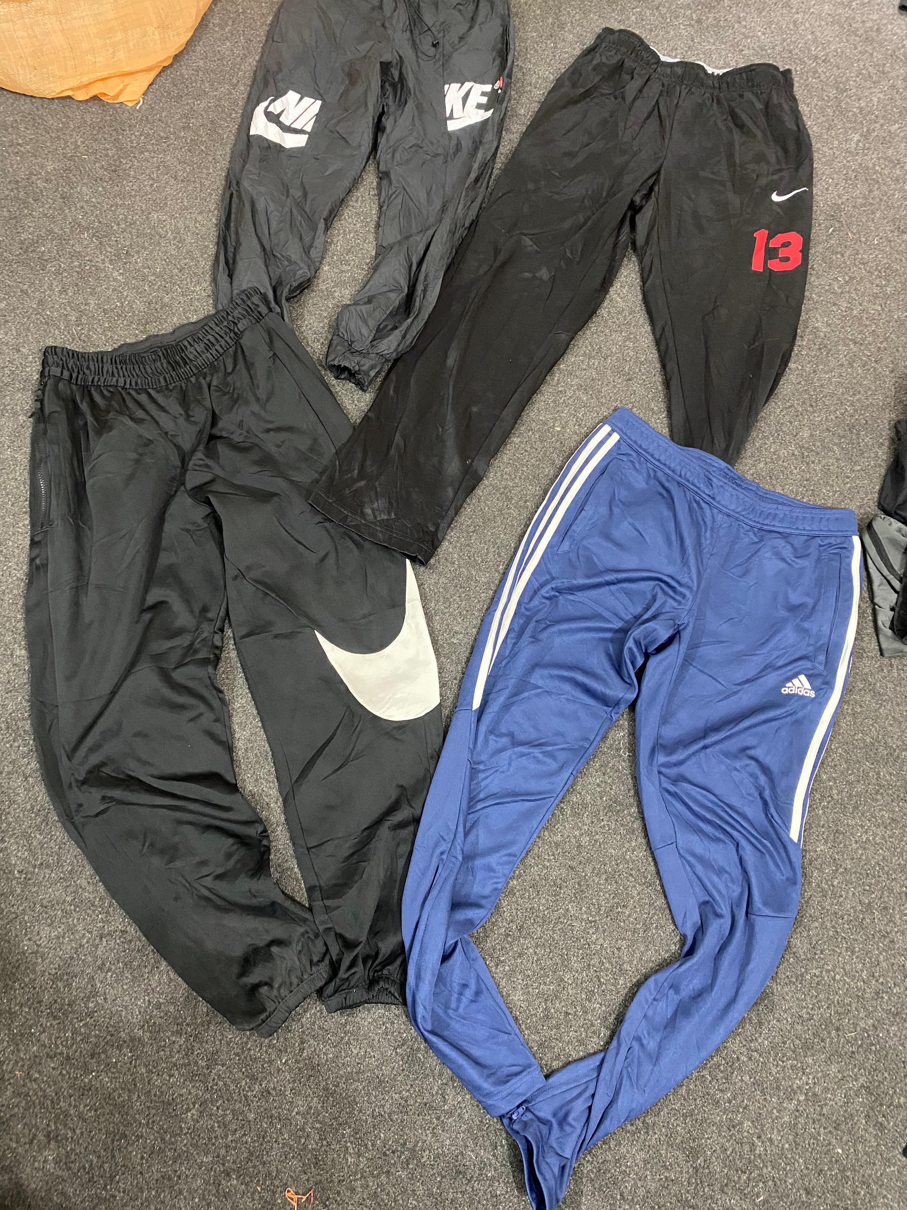 Nike/Adidasトラックパンツとトラウザー001