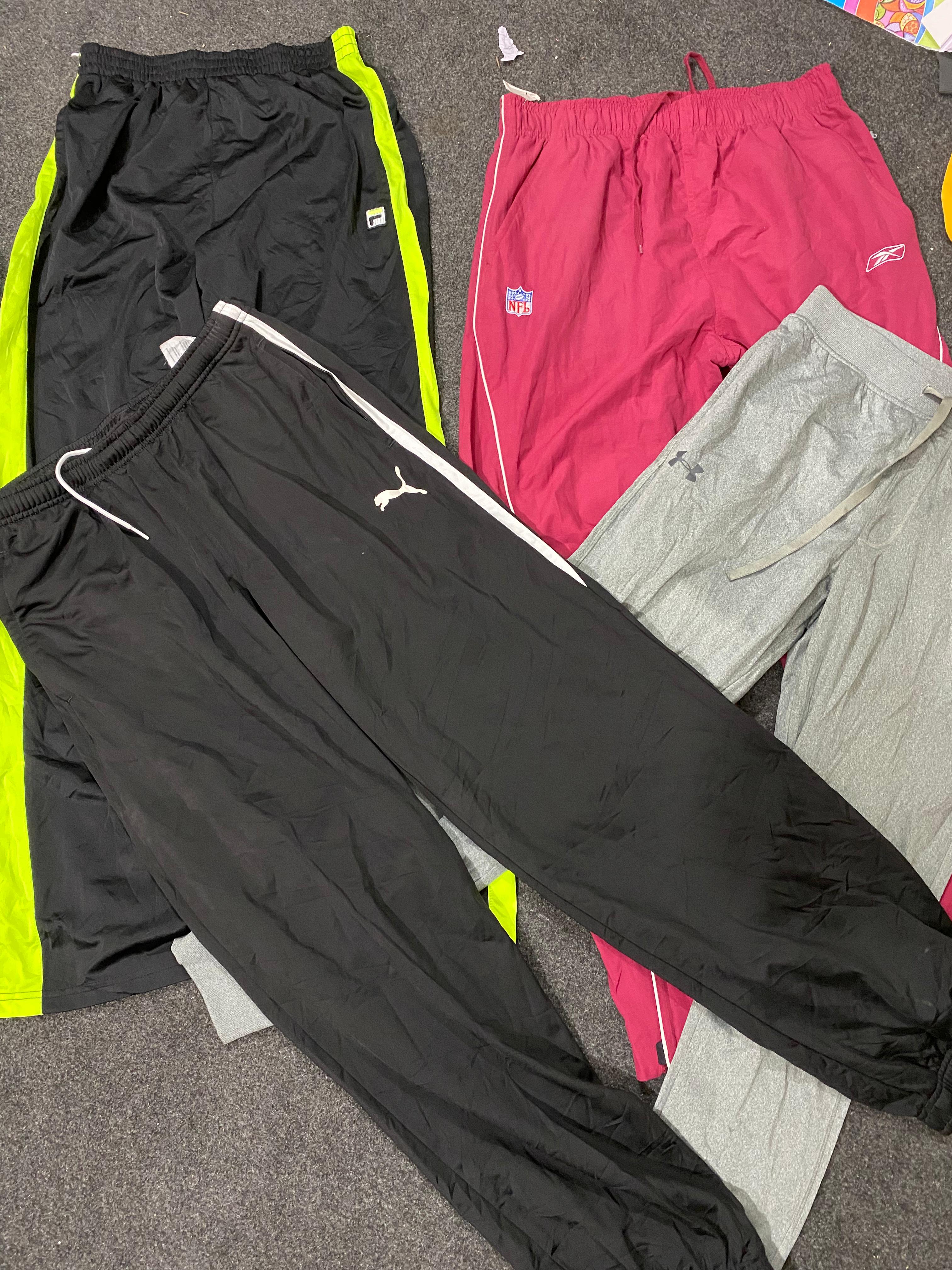NFL/PUMA/UNDER ARMOUR トラックパンツ