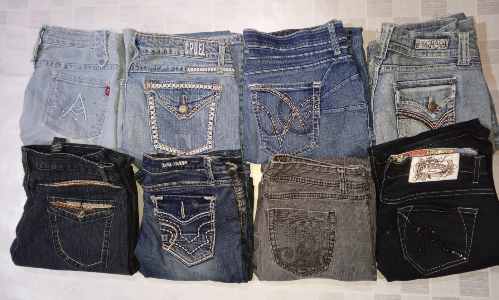 GUSS AND OTHER BRAND JEANS (MR845)