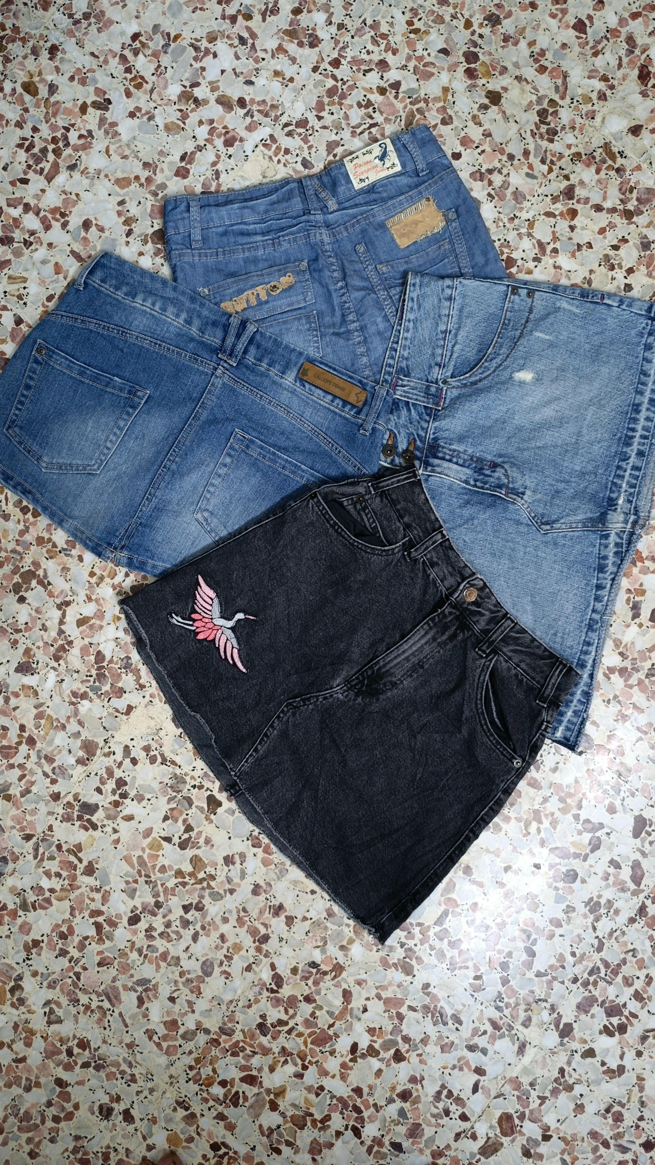 Y2K Mini Skirts