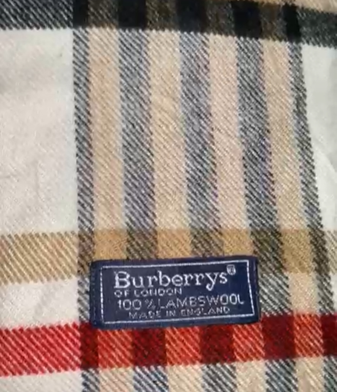 Burberry scarve