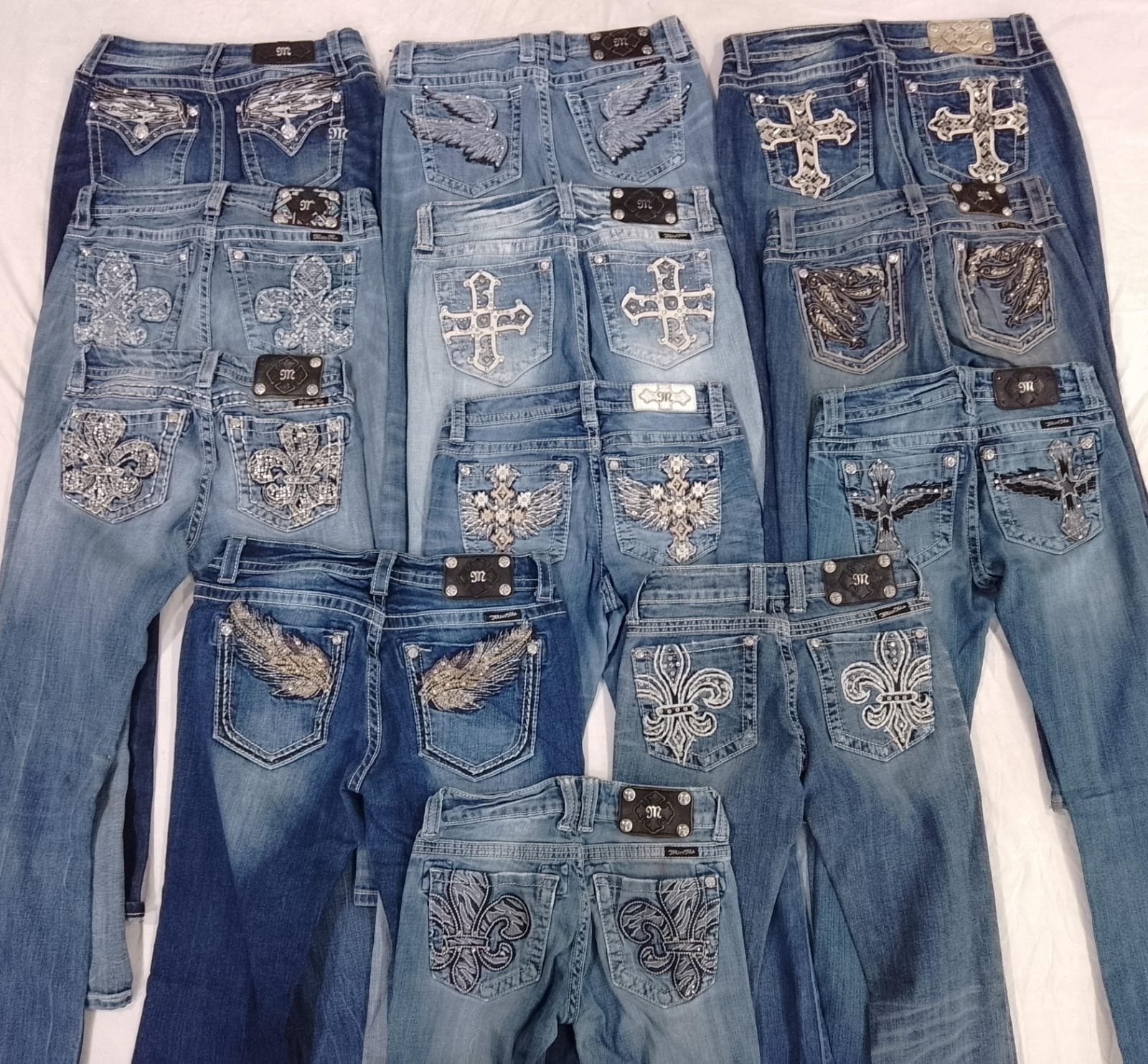 CR5273 Vintage Classic Miss Me Straight & Flare Jeans