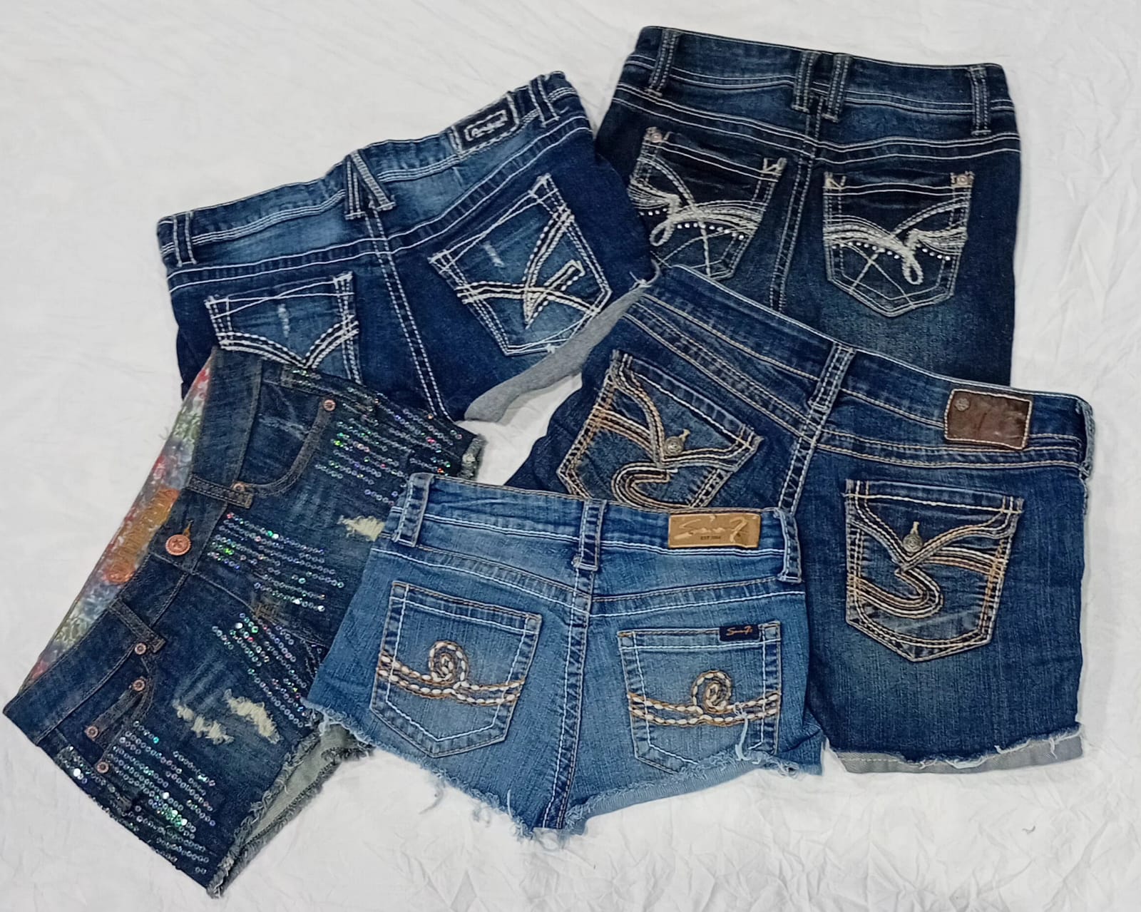 IQ0859 Retro Babe Mini Shorts
