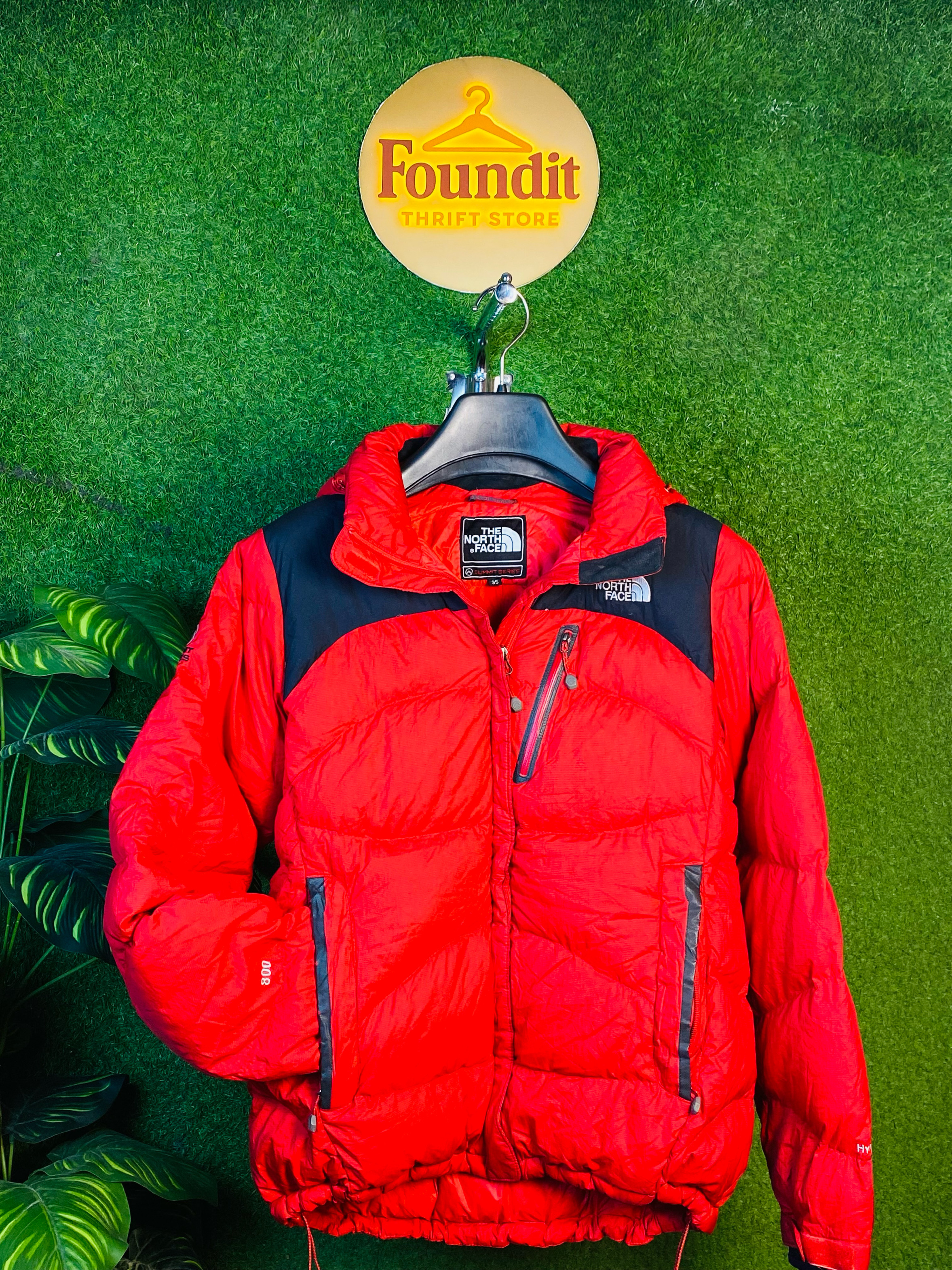 North Face Puffer | 700–800 Serie Fokus | Gemischtes Bundle - F-92
