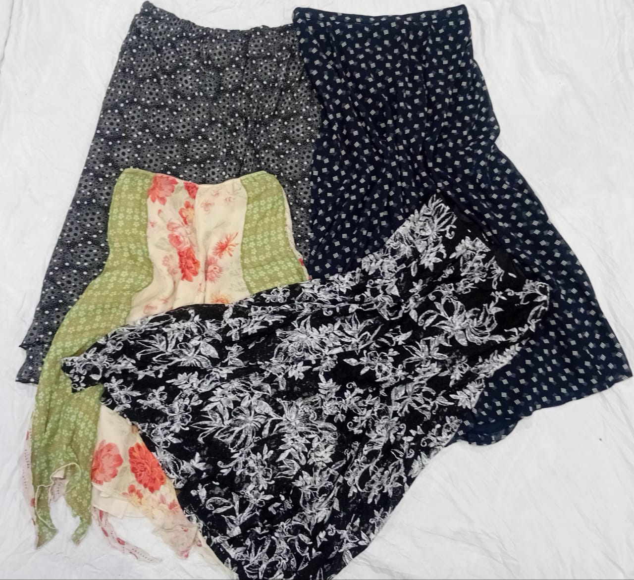 IQ0872 Y2K Poly Glow Revival Skirts