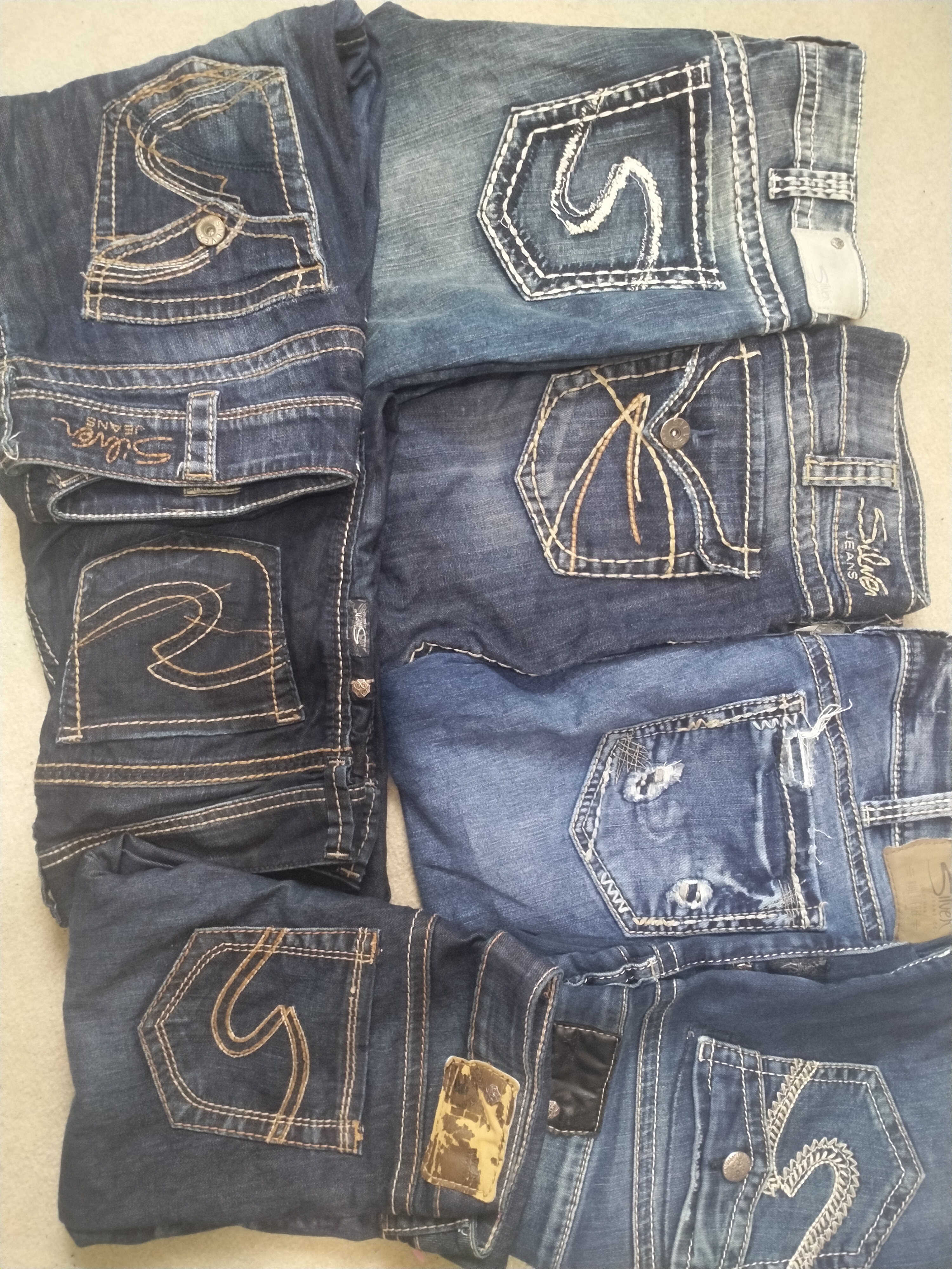 Women Y2K embellished capri