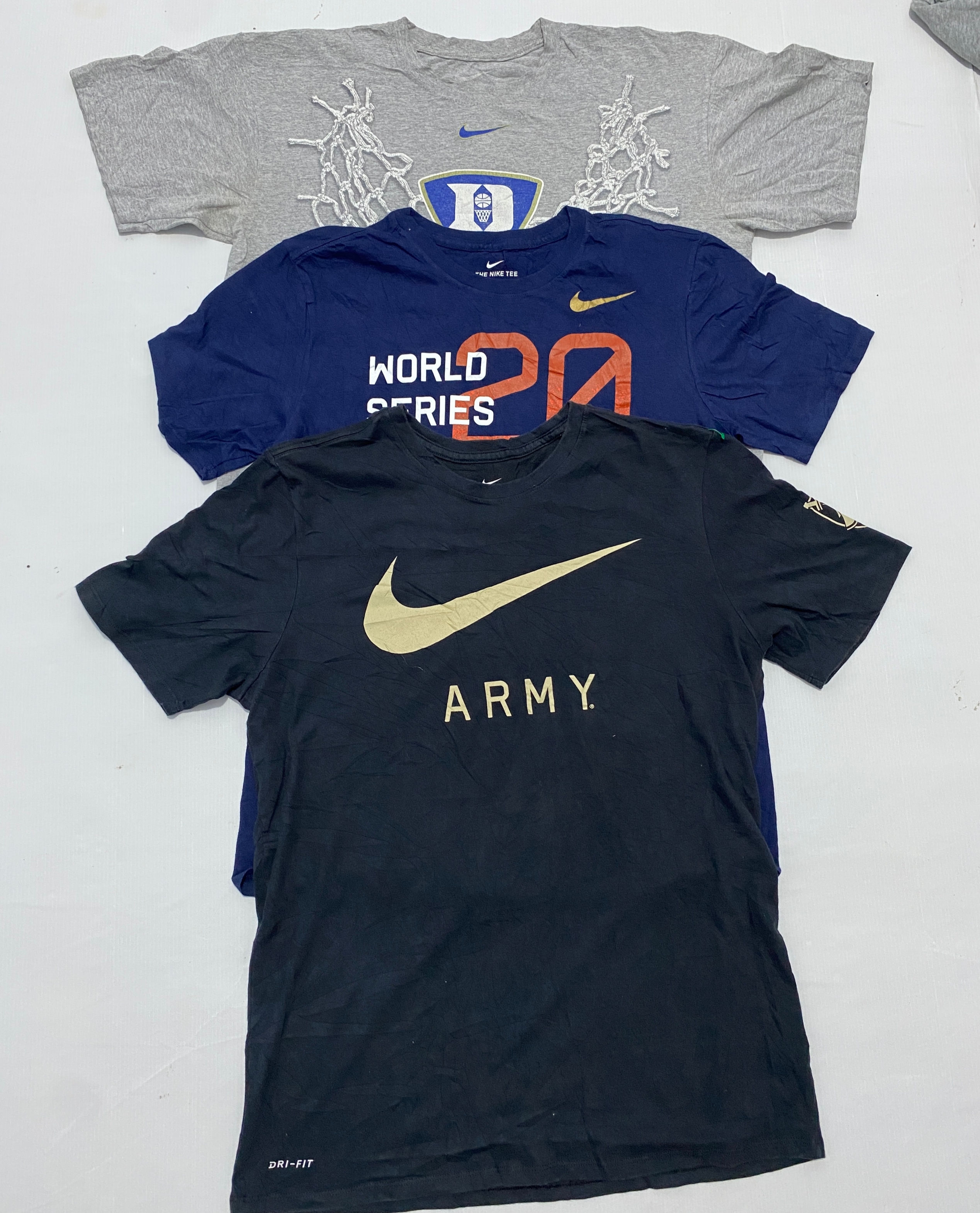 ナイキ　the nike tee dry fit t-shirt