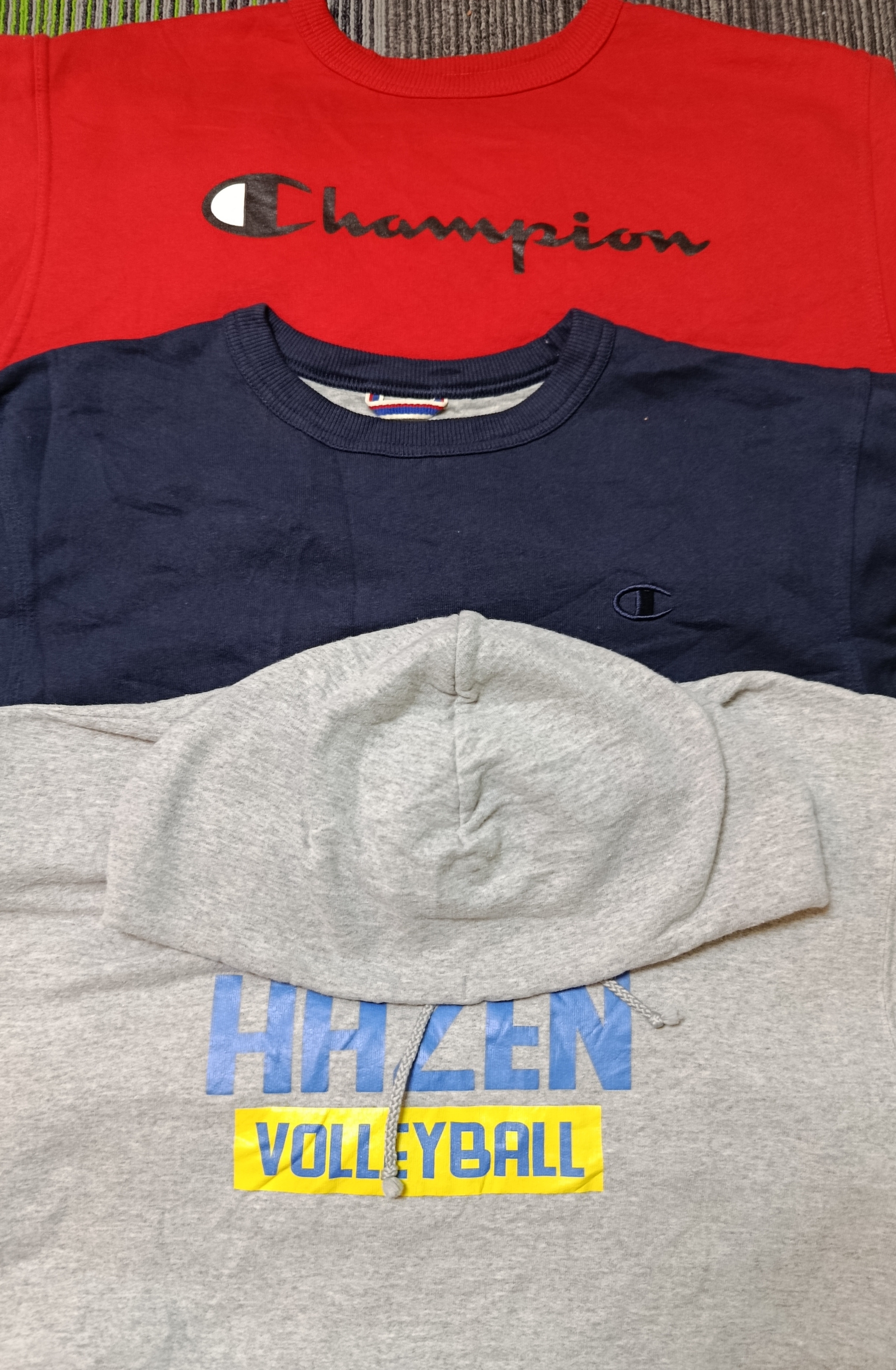 Champion Hoodies /Sweatshirt (2399)