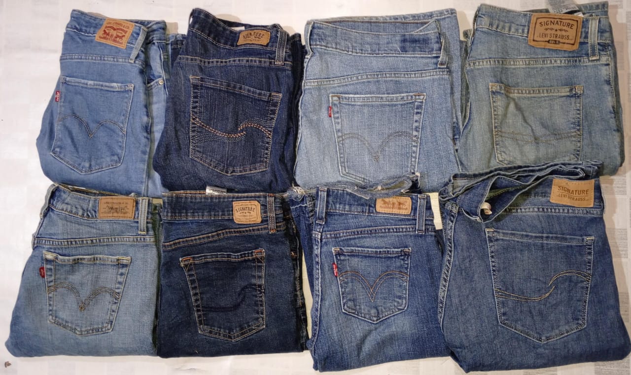 LEVIS JEANS DONNA INDOSSA JEANS (MR850)