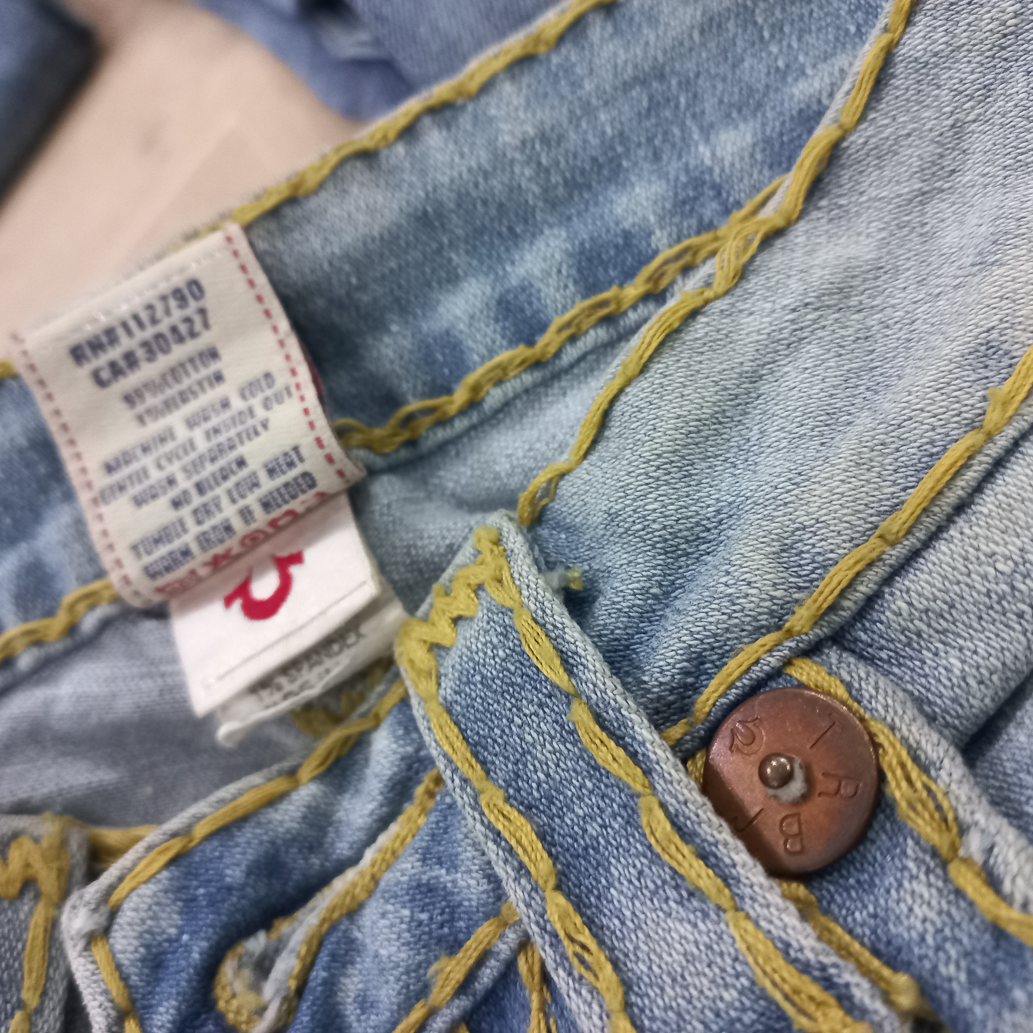 Miss me RR True religion with other brands 51025.