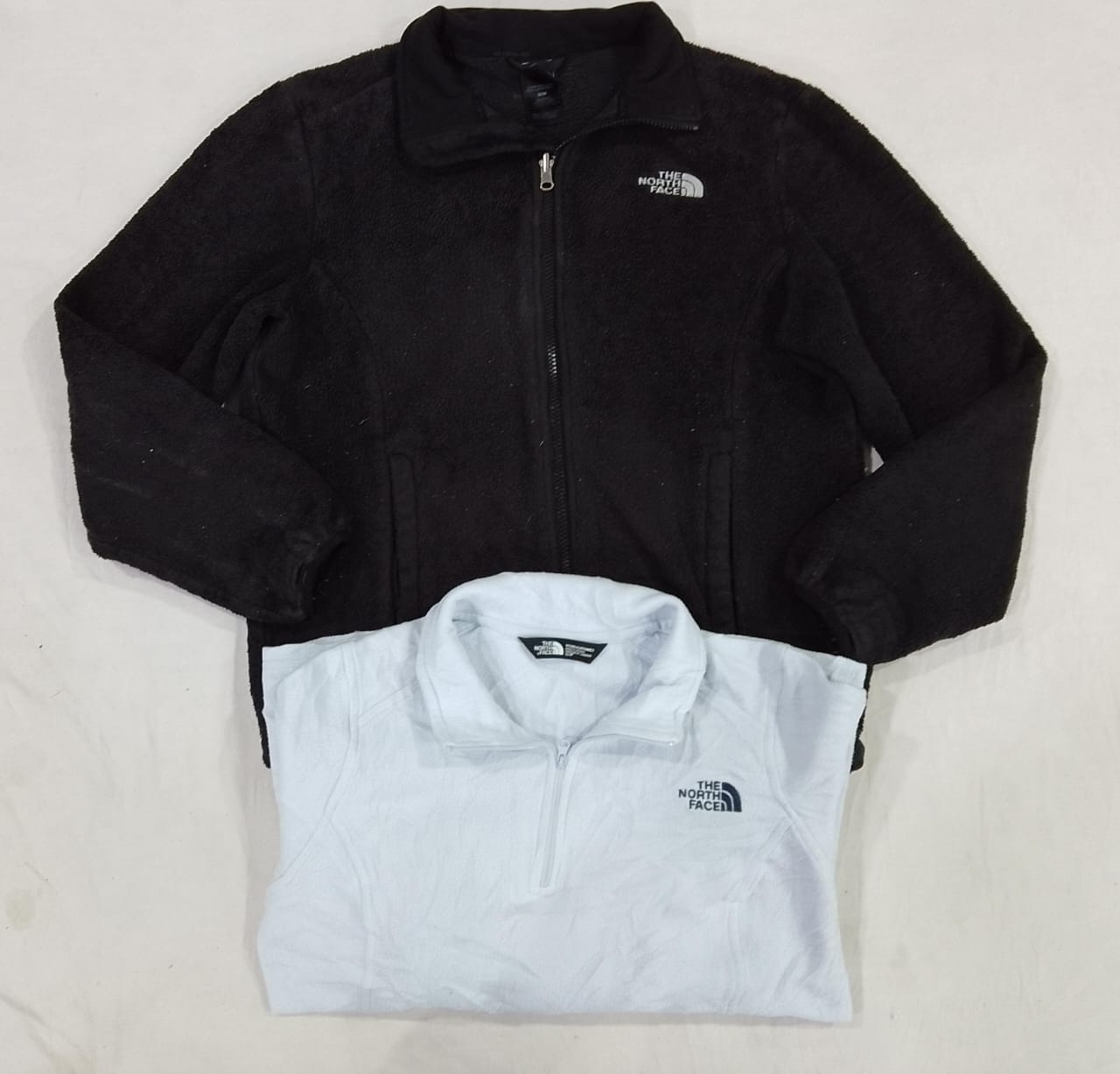 CR5298 ヴィンテージクラシック TNF エッセンシャルフリース ミックスバンドル