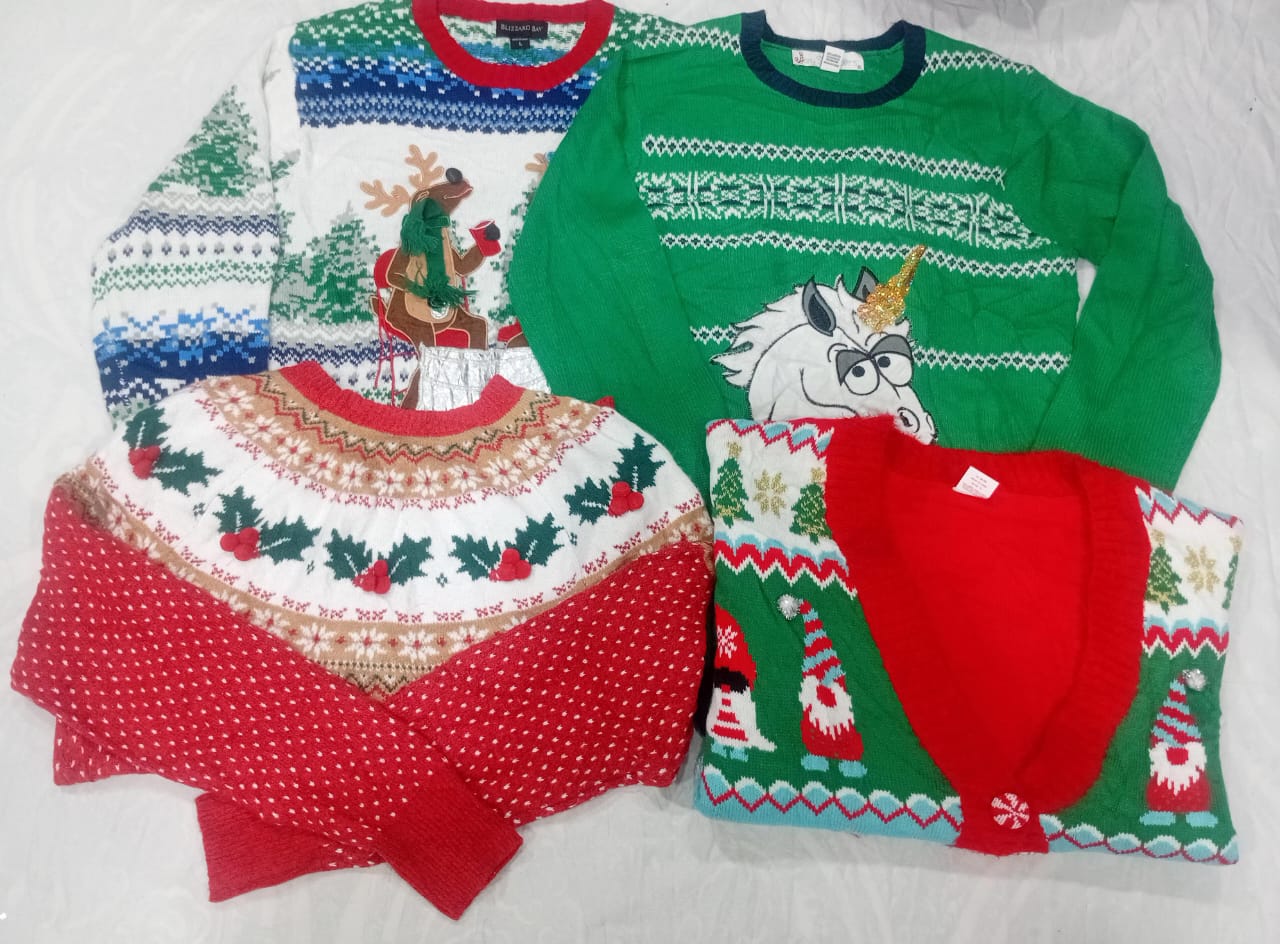 IQ879 Y2K Retro Christmas Glow Sweaters