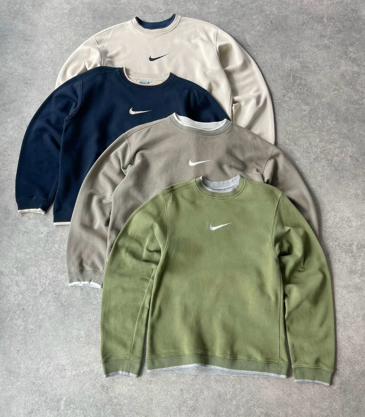 Echte Sweatshirts mit gemischten Marken