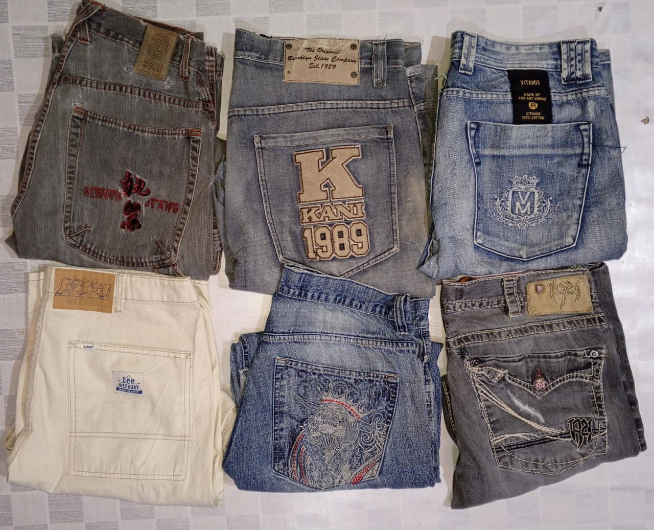 KARL KANI AND OTHER BRAND JEANS (MR855)