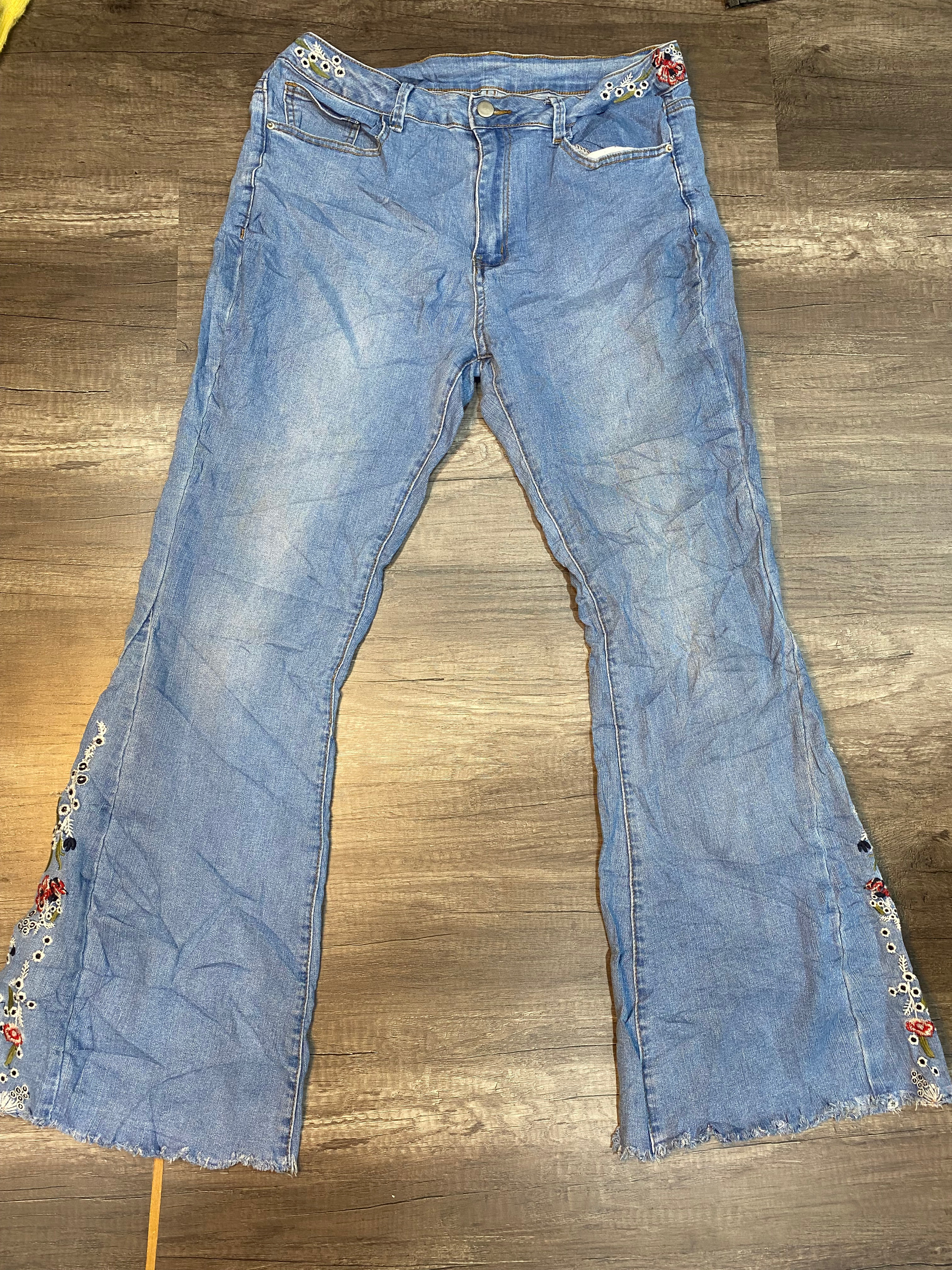 408 | Flare Jeans