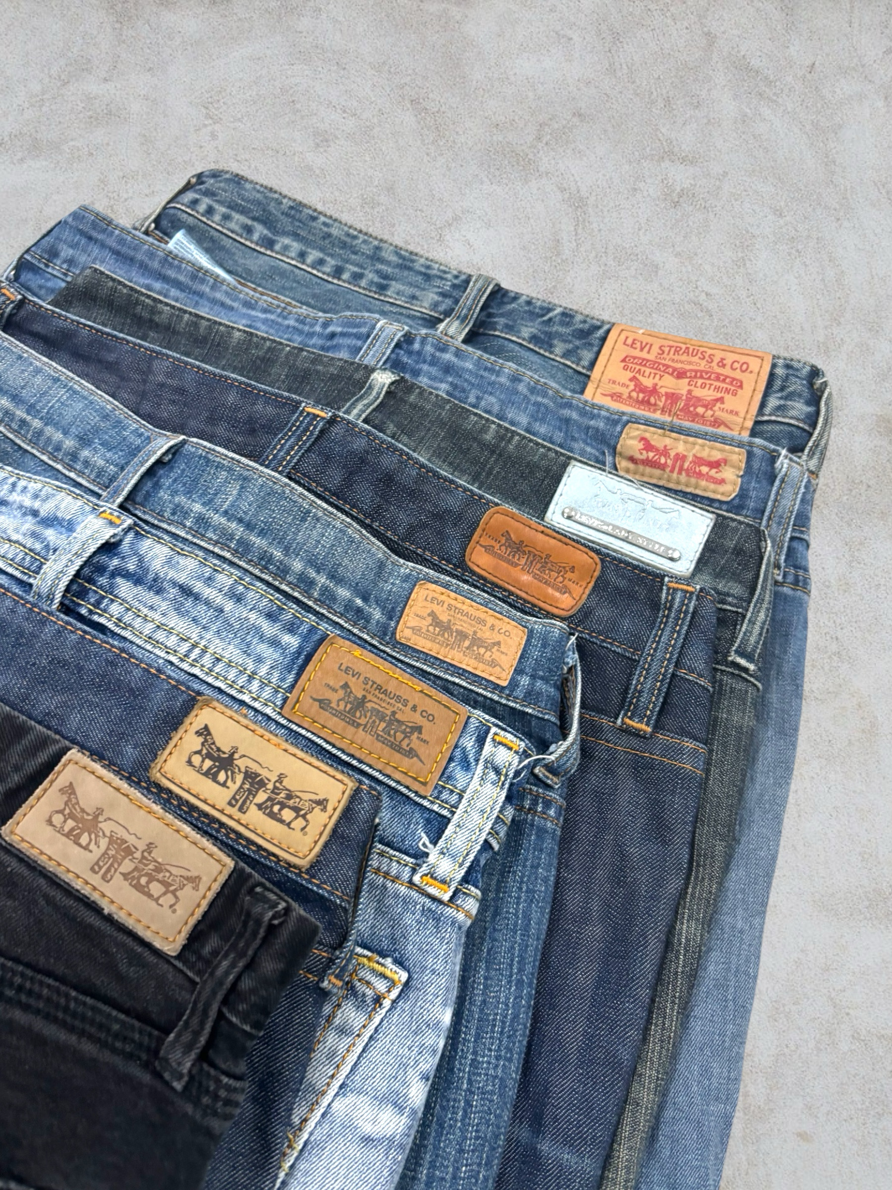Women’s Levi’s Bootcut Flared Jeans (F-59)