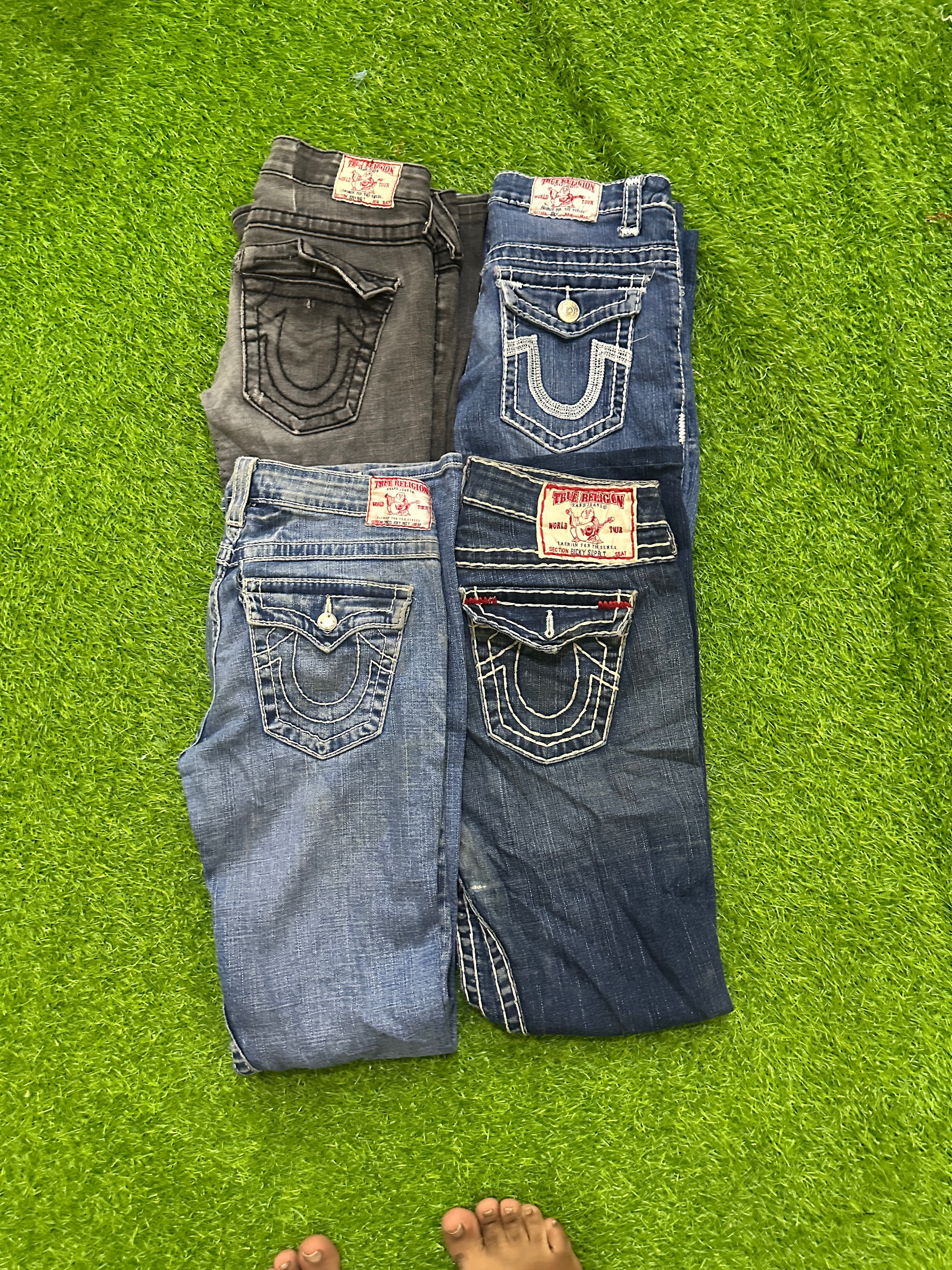 True religion woman’s flared jeans