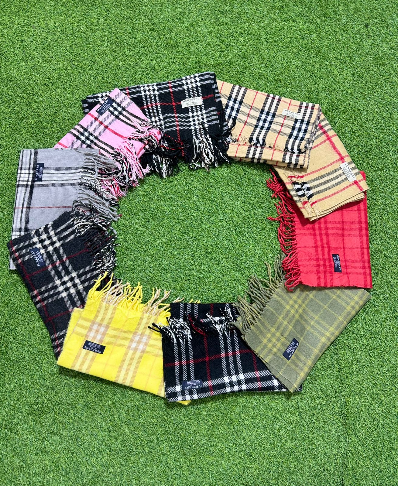Marken-Schals von Burberry 013