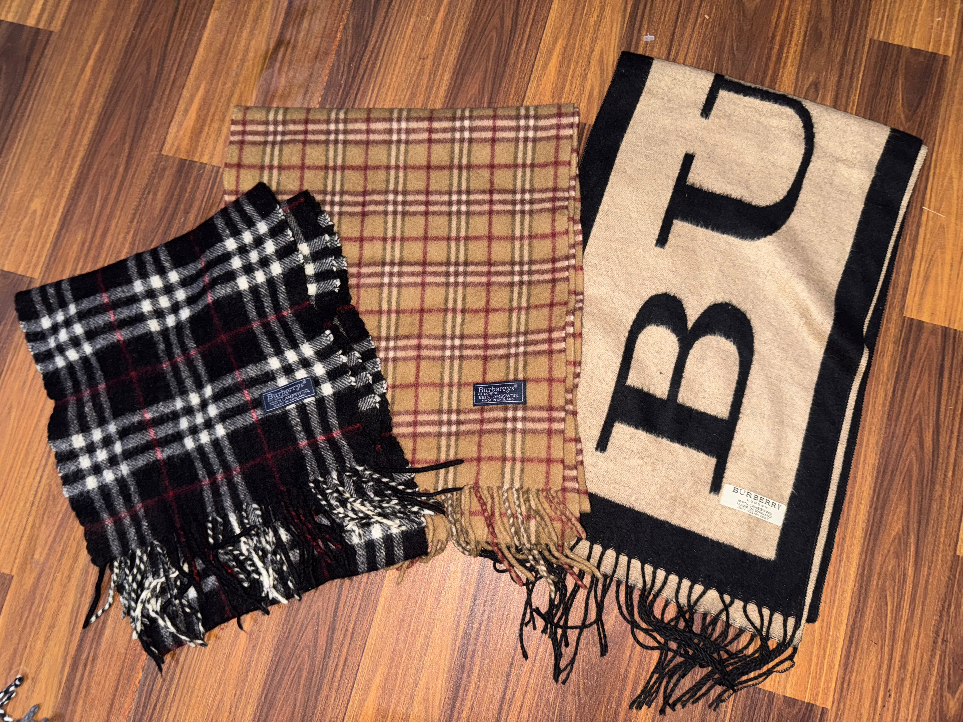 bufandas de Burberry