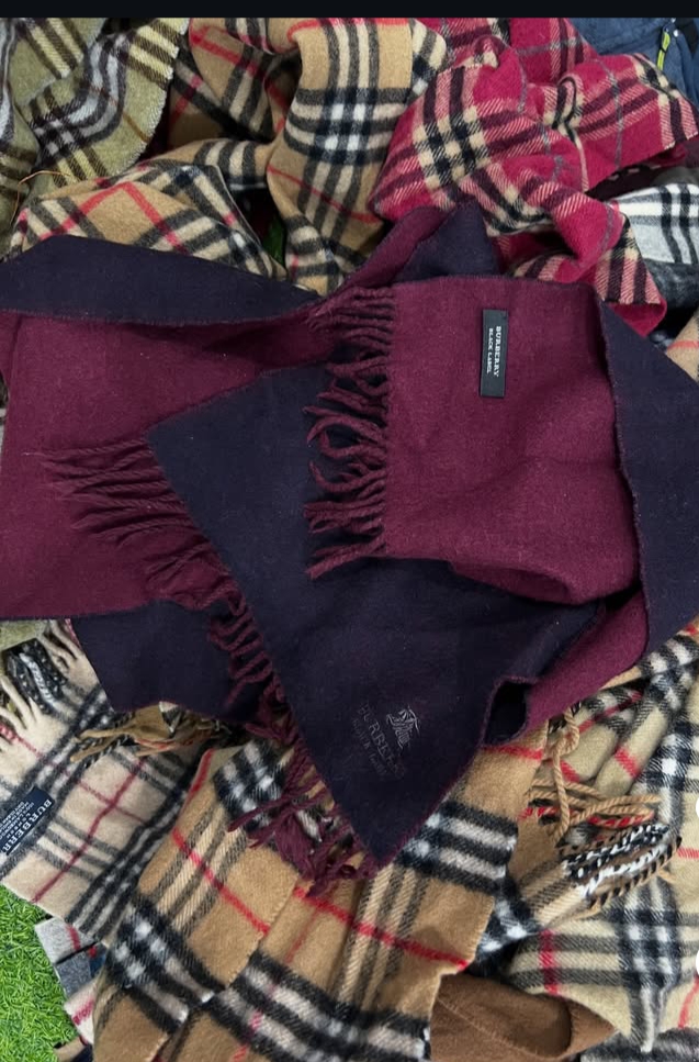 Supremeヴィンテージバーバリースカーフ