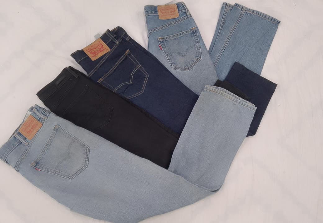 CRZ0081 Lot de jeans vintage Levi’s