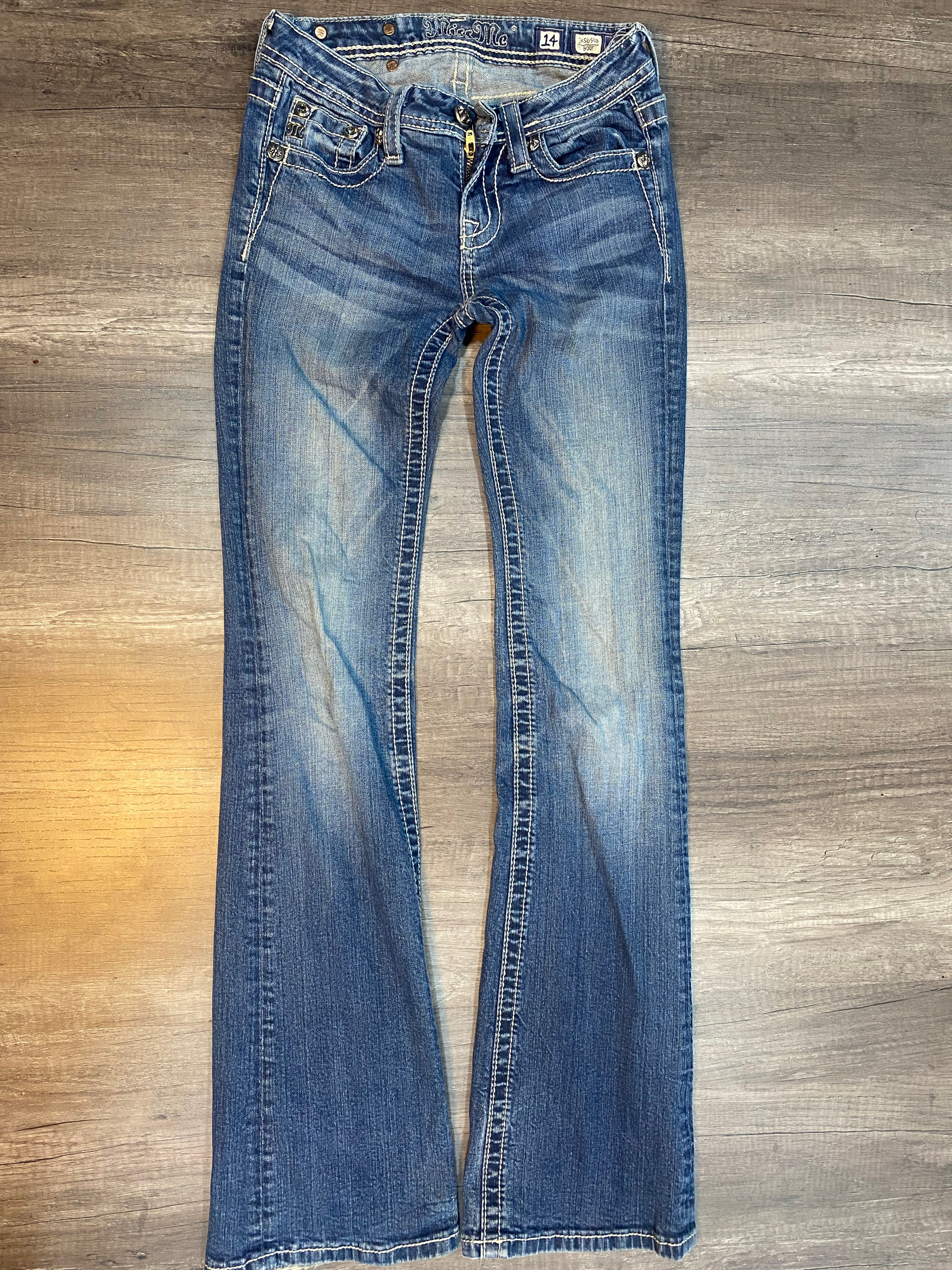 480 | Miss Mee, True Religion & Rock revival Jeans