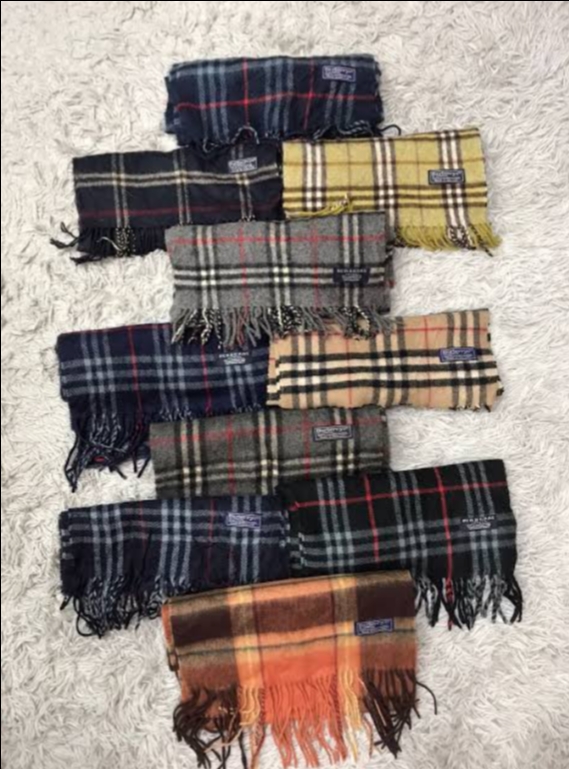 Y2K Burberry scarf