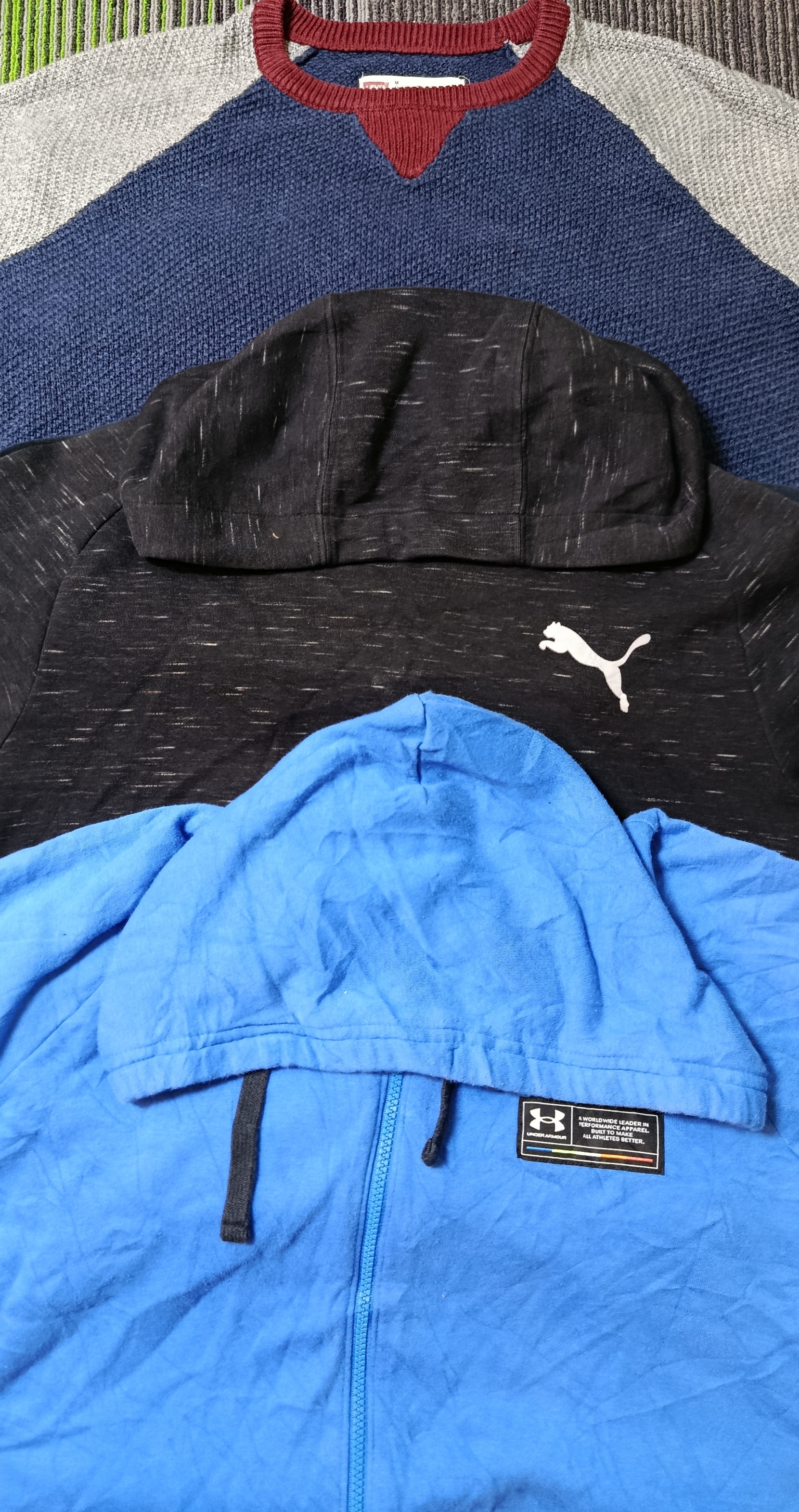 Mix Branded Hoodies/Sweatshirt (2466)