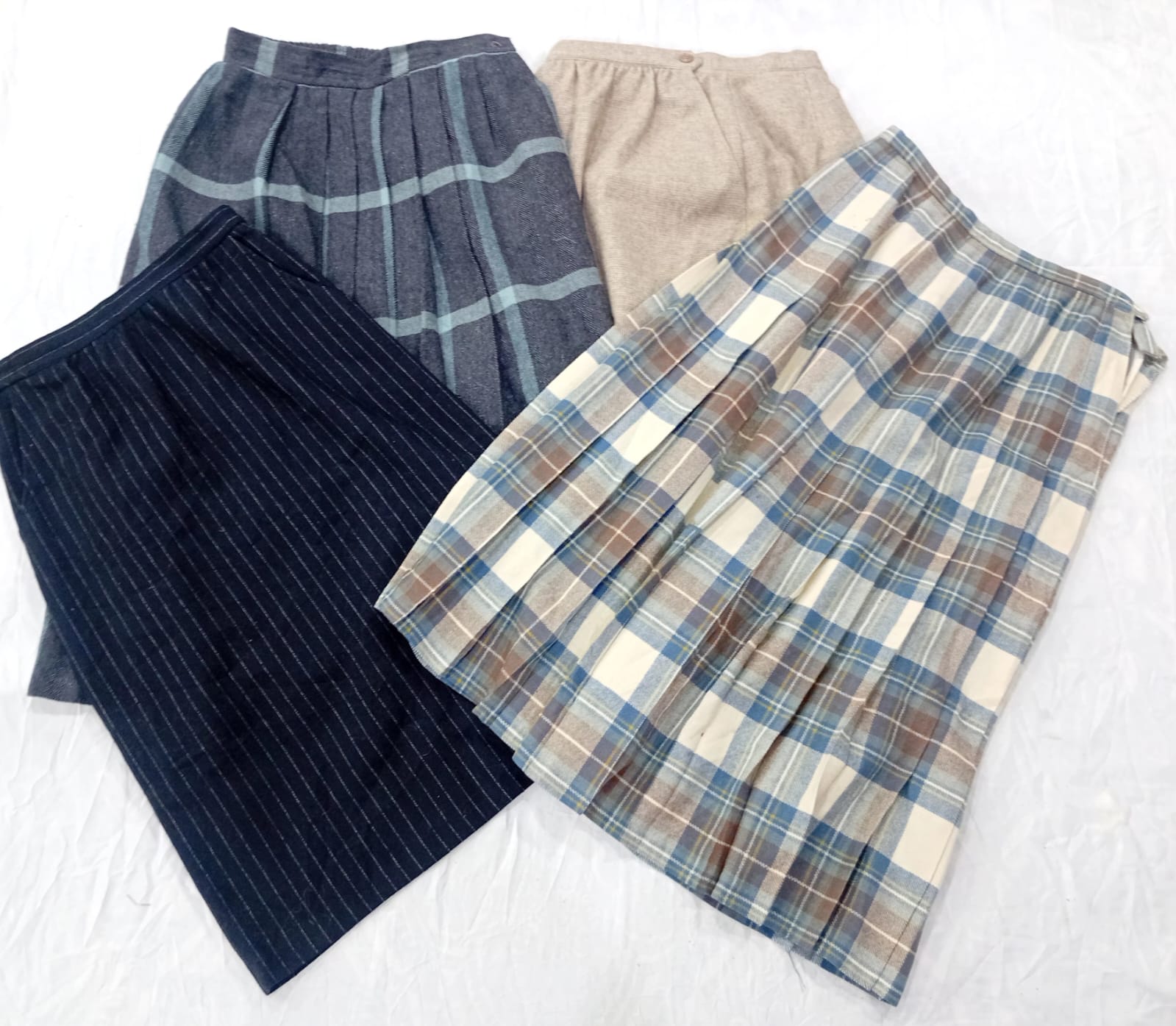 IQ0905 Y2K Checkmate Retro Drop Skirts