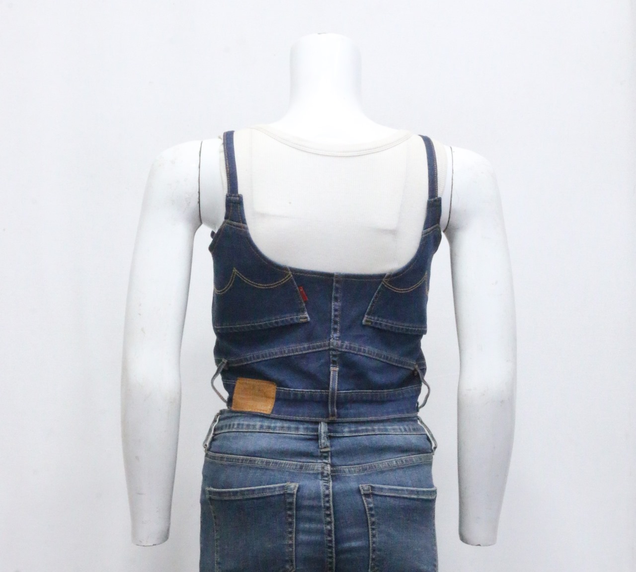 CR650 Top de bustier esencial de denim reciclado