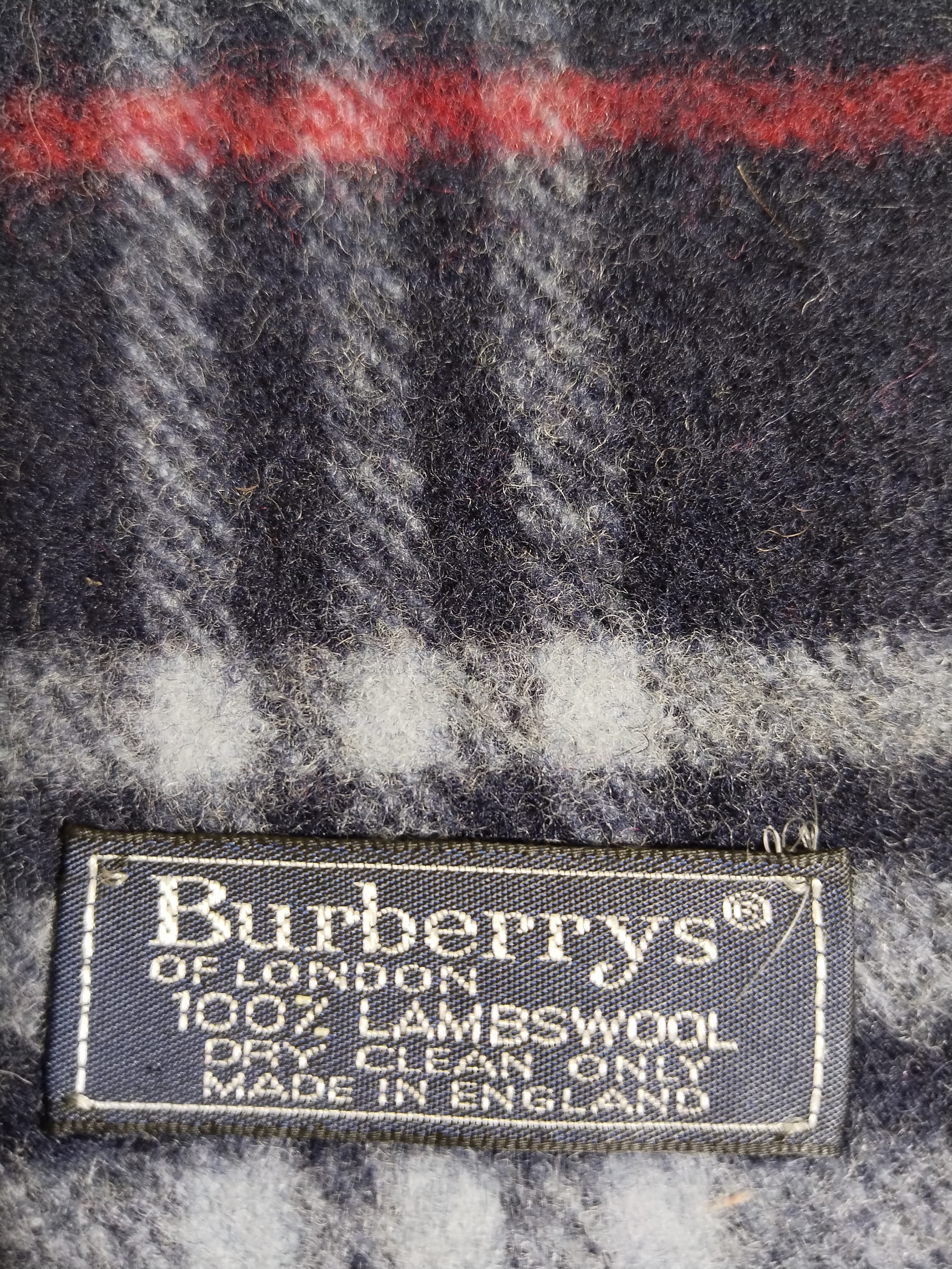 100% Authentic Burberry Cashmere/Wool Scarves 🧣